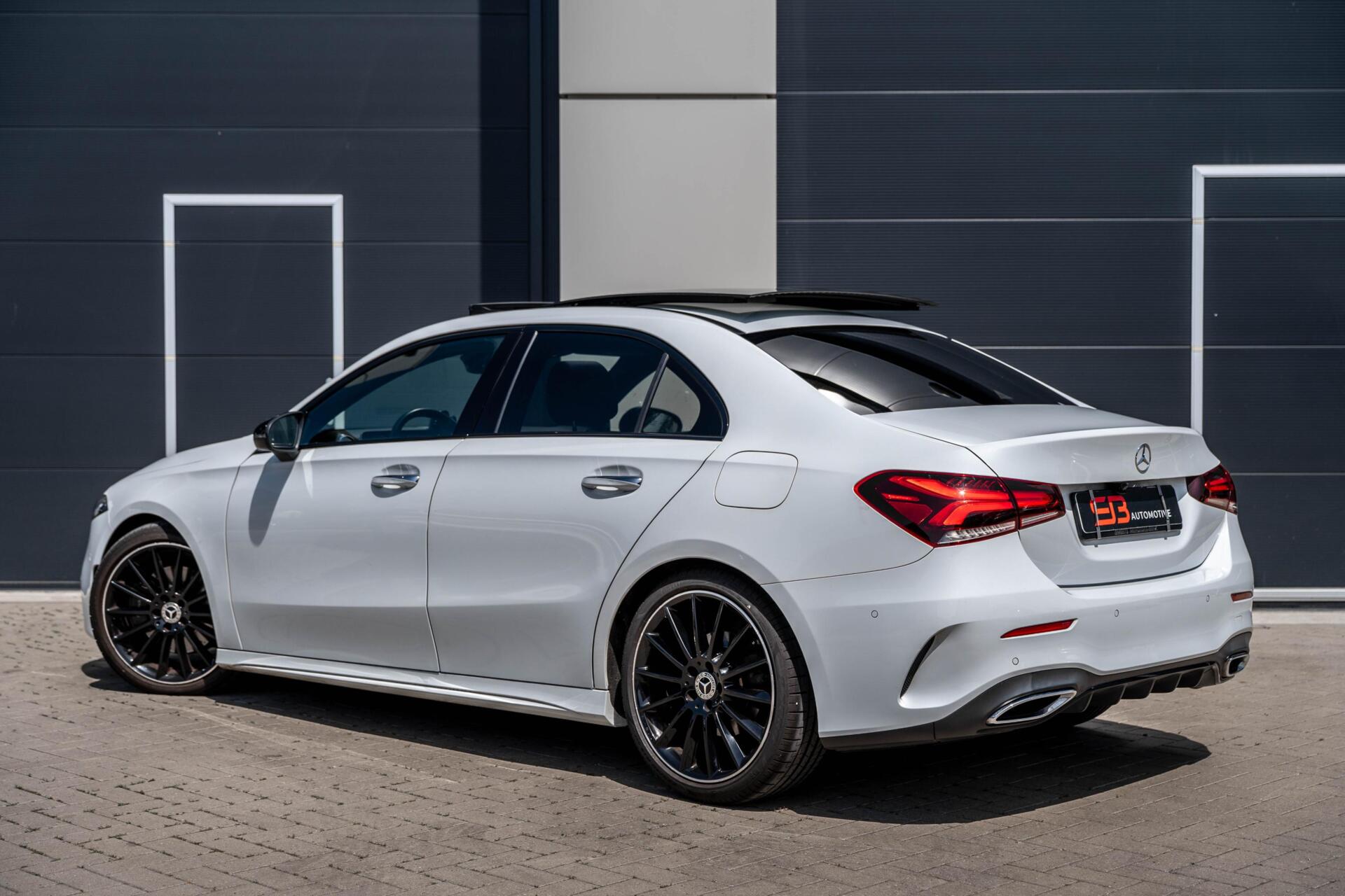 Foto van Mercedes-Benz A 220