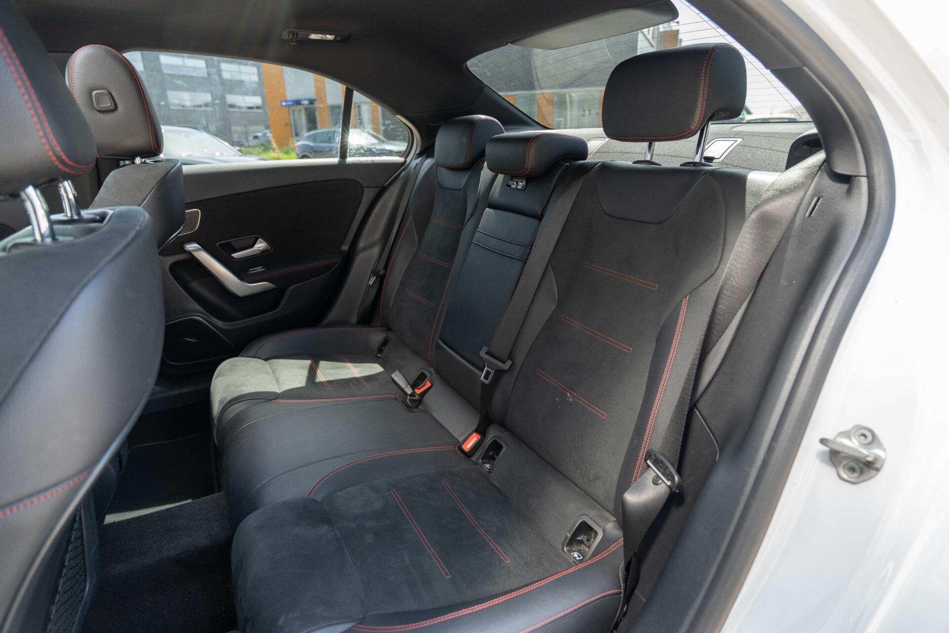 Foto van Mercedes-Benz A 220