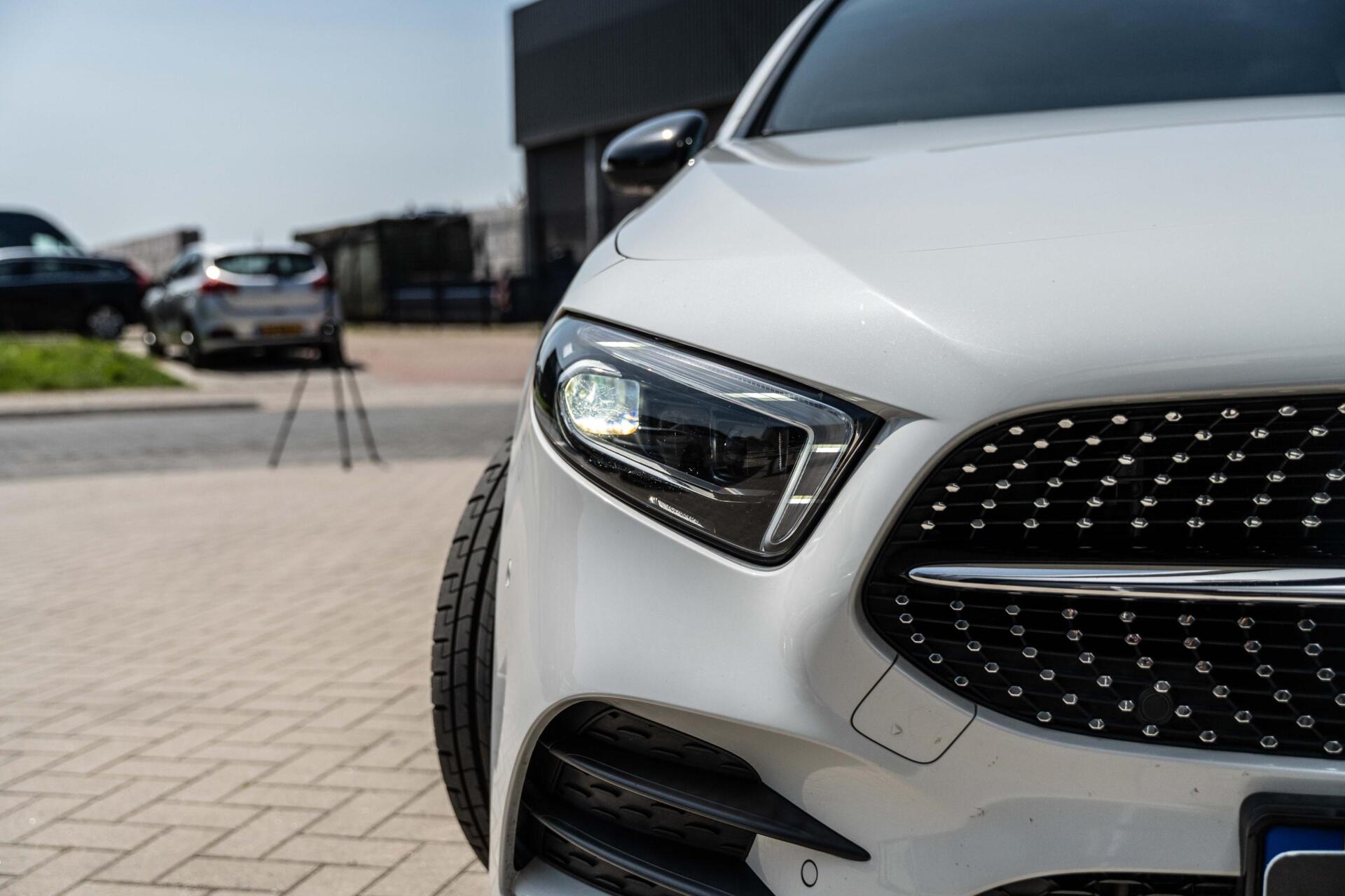 Foto van Mercedes-Benz A 220
