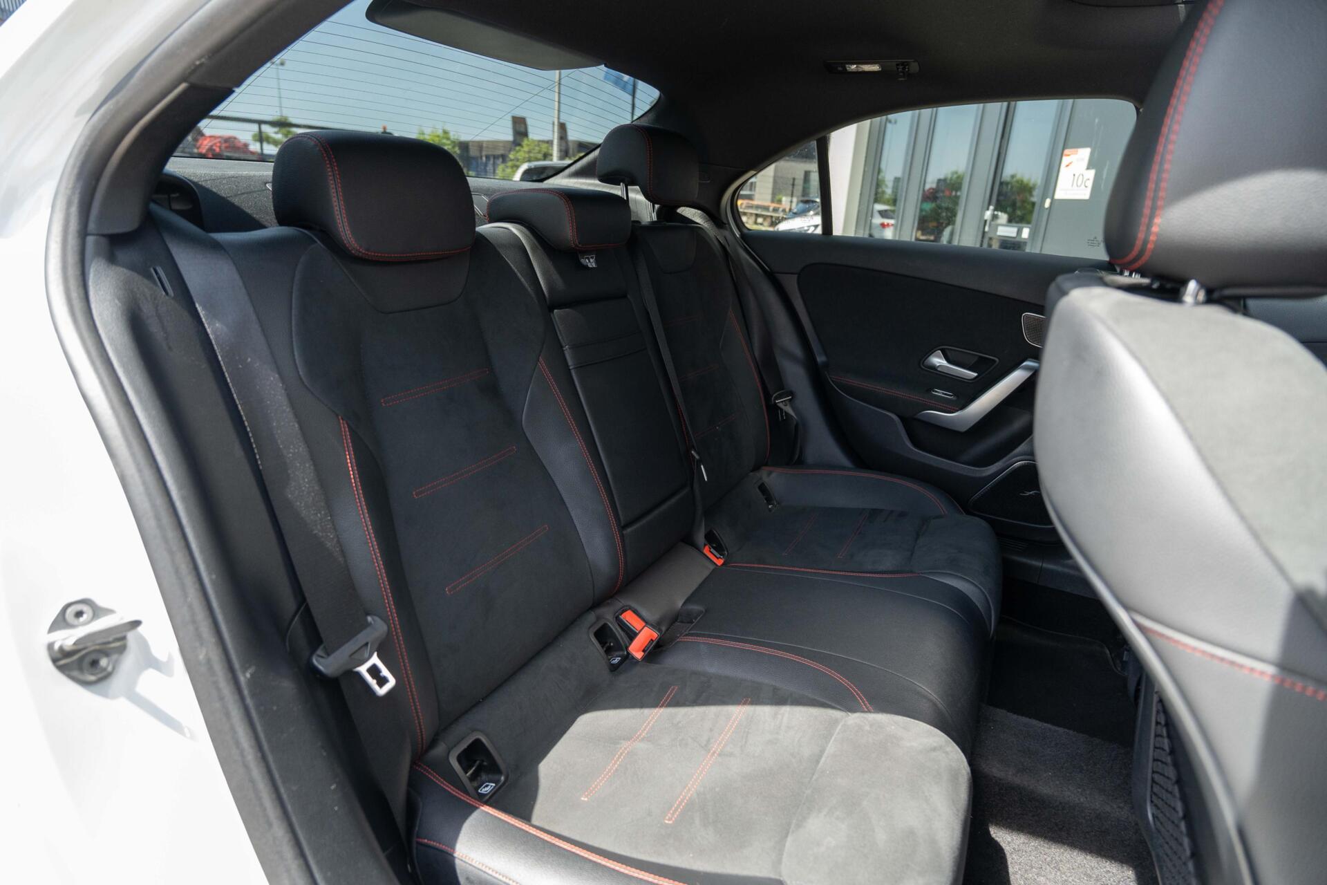 Foto van Mercedes-Benz A 220