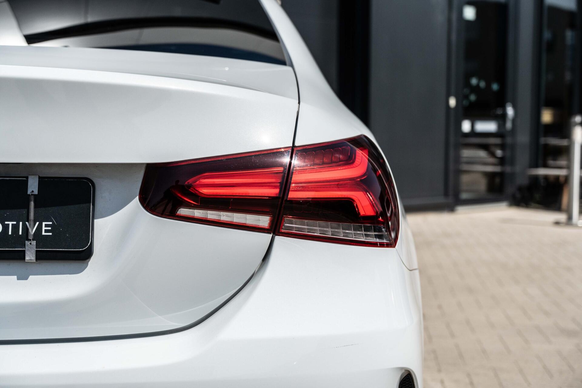 Foto van Mercedes-Benz A 220