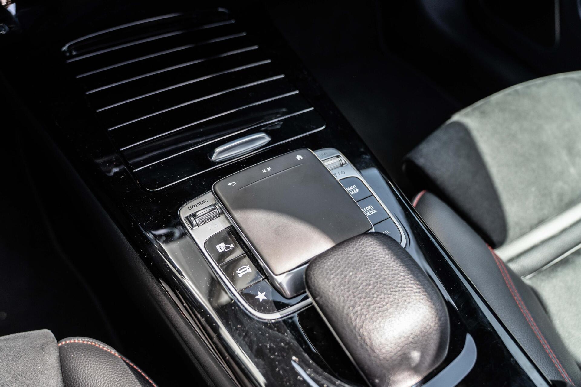 Foto van Mercedes-Benz A 220