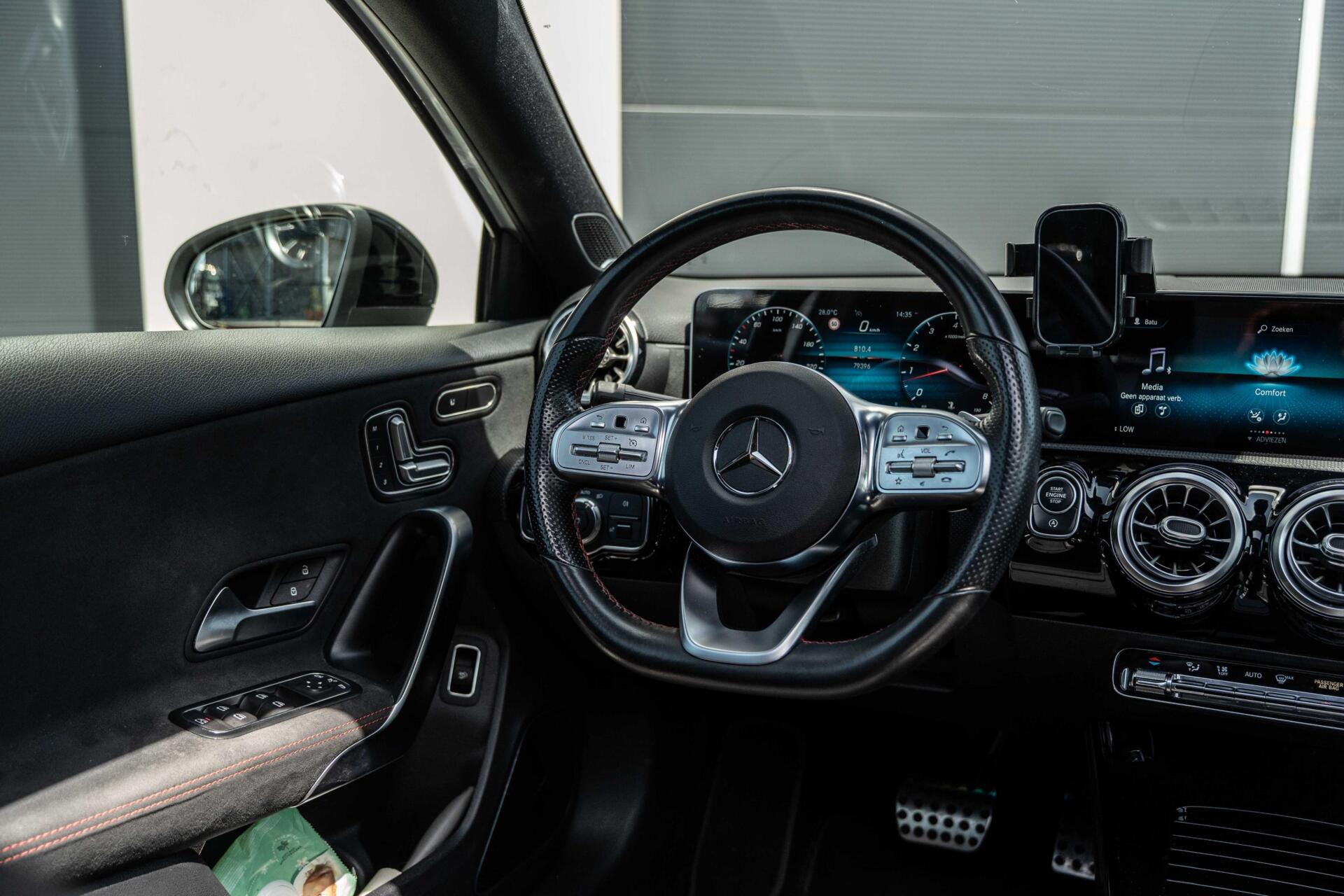 Foto van Mercedes-Benz A 220
