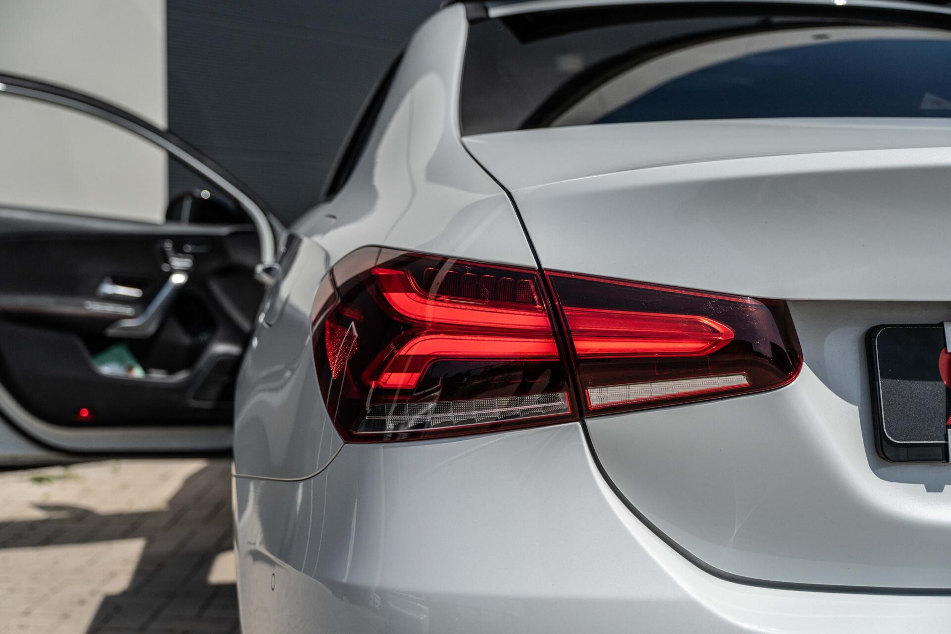 Foto van Mercedes-Benz A 220