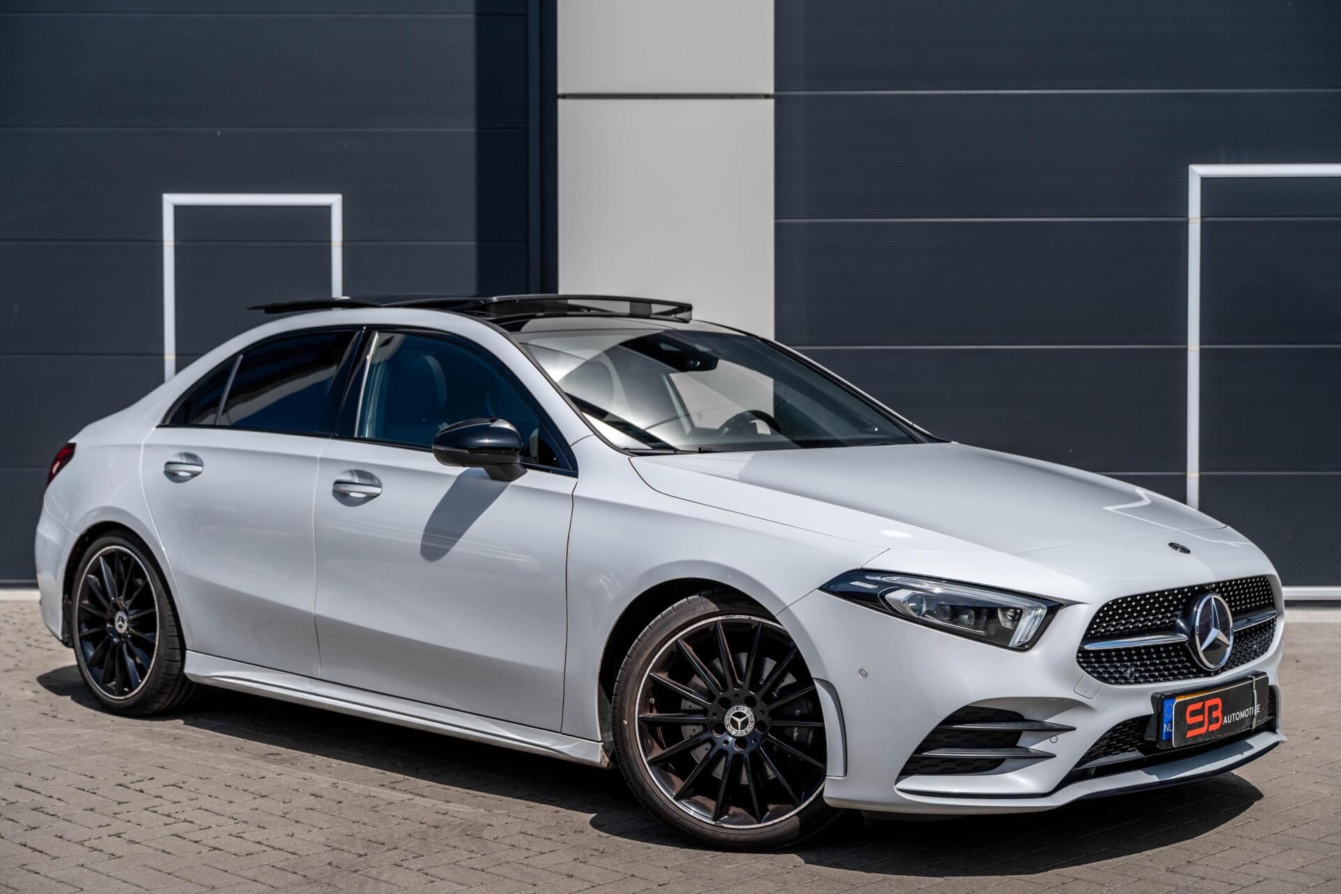 Foto van Mercedes-Benz A 220