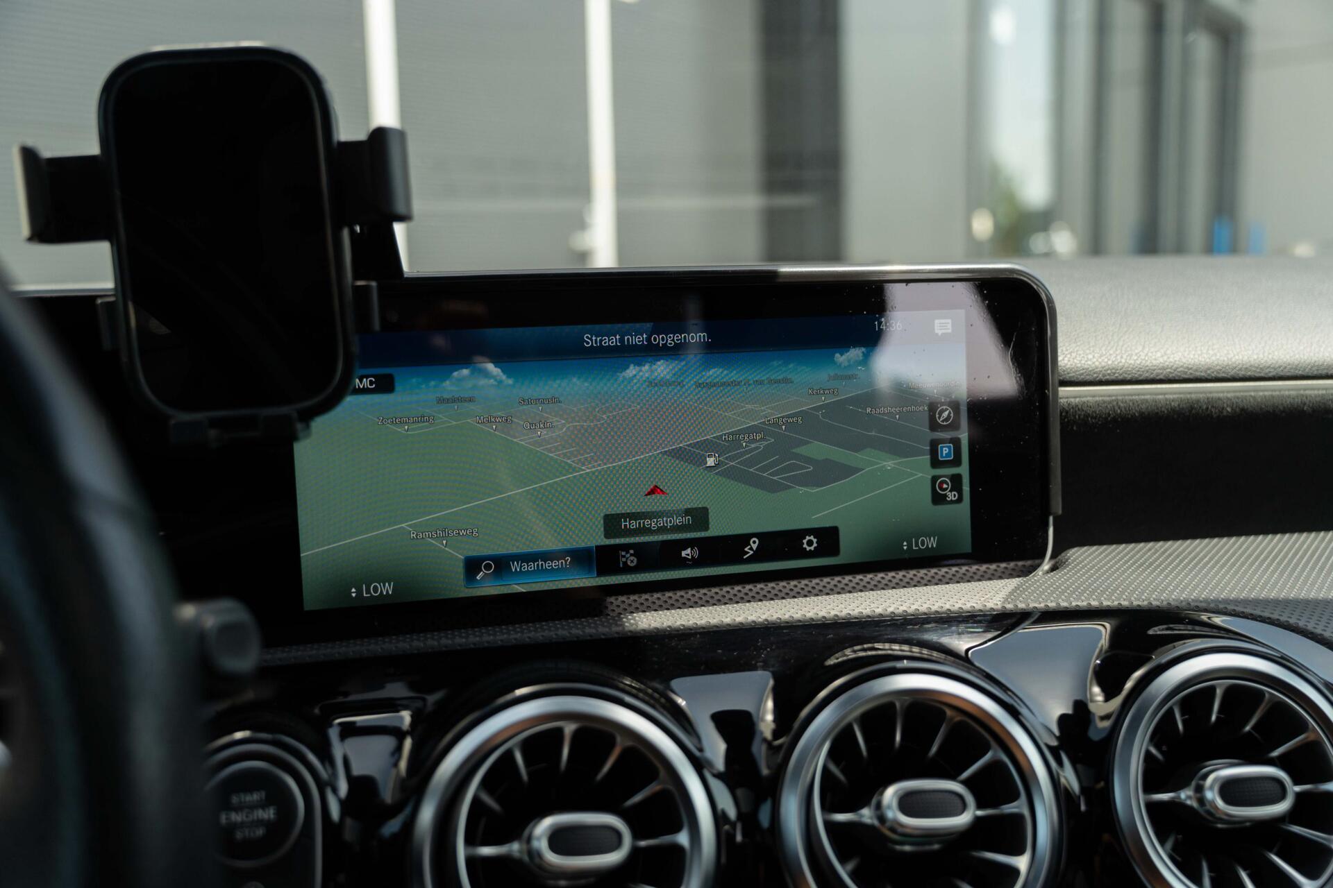 Foto van Mercedes-Benz A 220