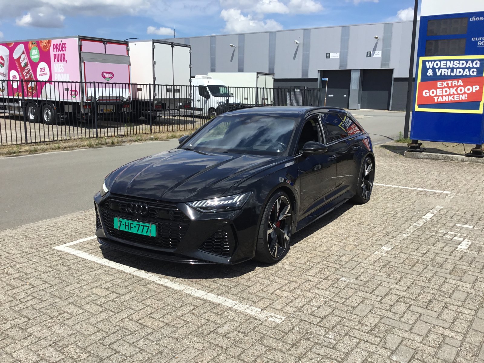 Audi A6 Avant RS 6 TFSI quattro 2020 - voorkant