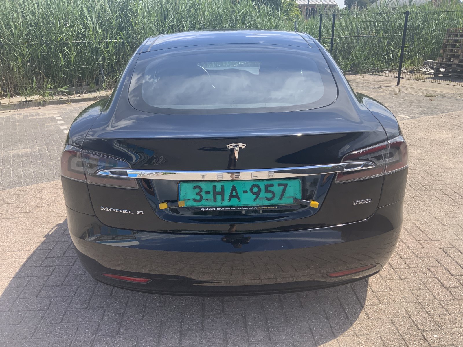 Inspectiefoto van Tesla Model S