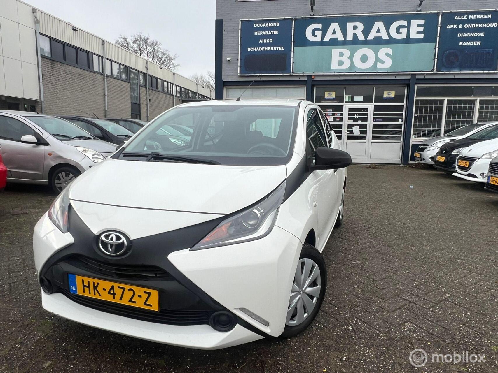 Toyota Toyota Aygo 1.0 VVT-i x / Airco/ Cruise control 2015 - voorkant