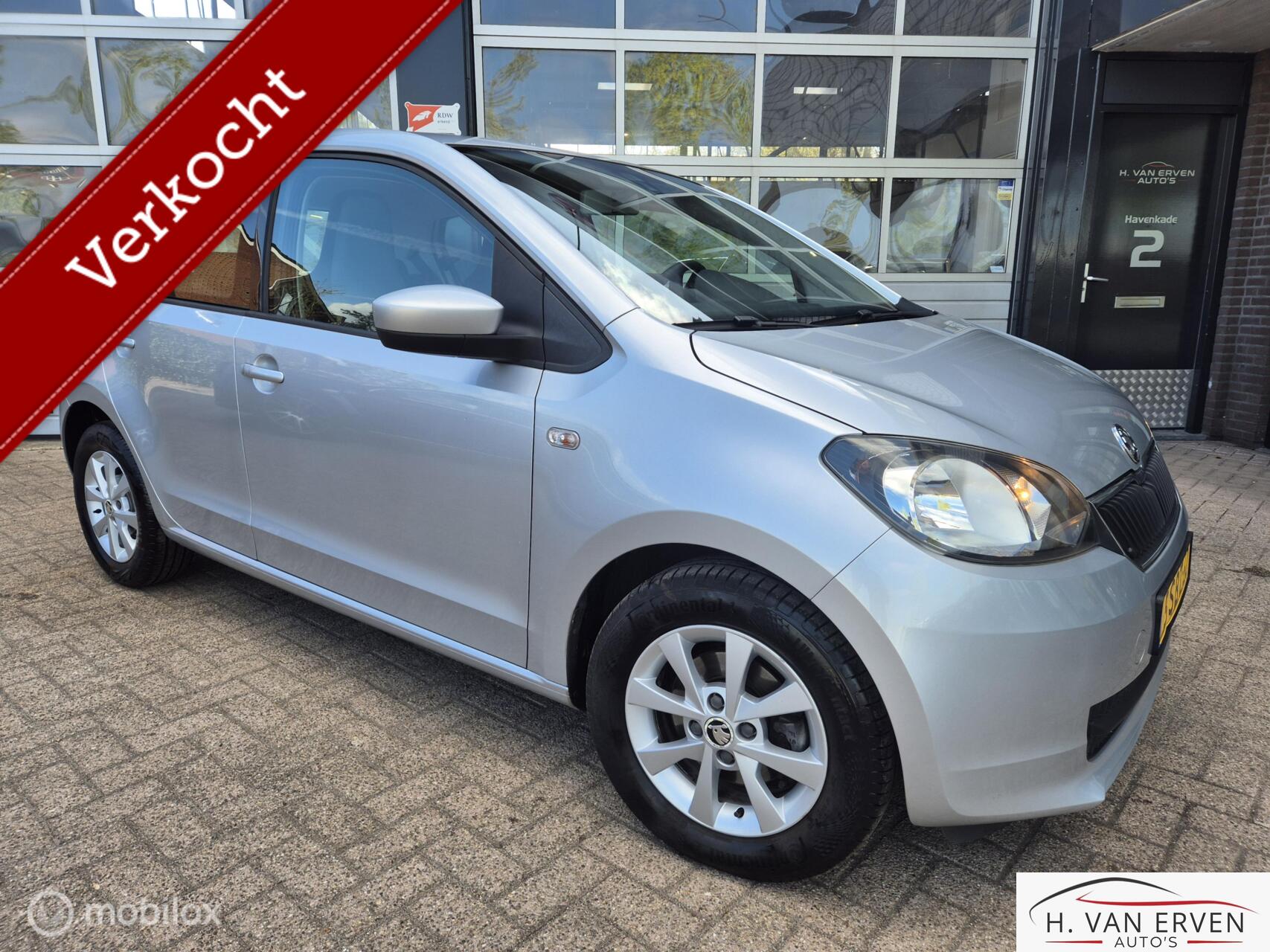 Skoda Citigo 1.0 81000KM DEALERONDERHOUDEN AIRCO NAVI NAP 2013 - voorkant