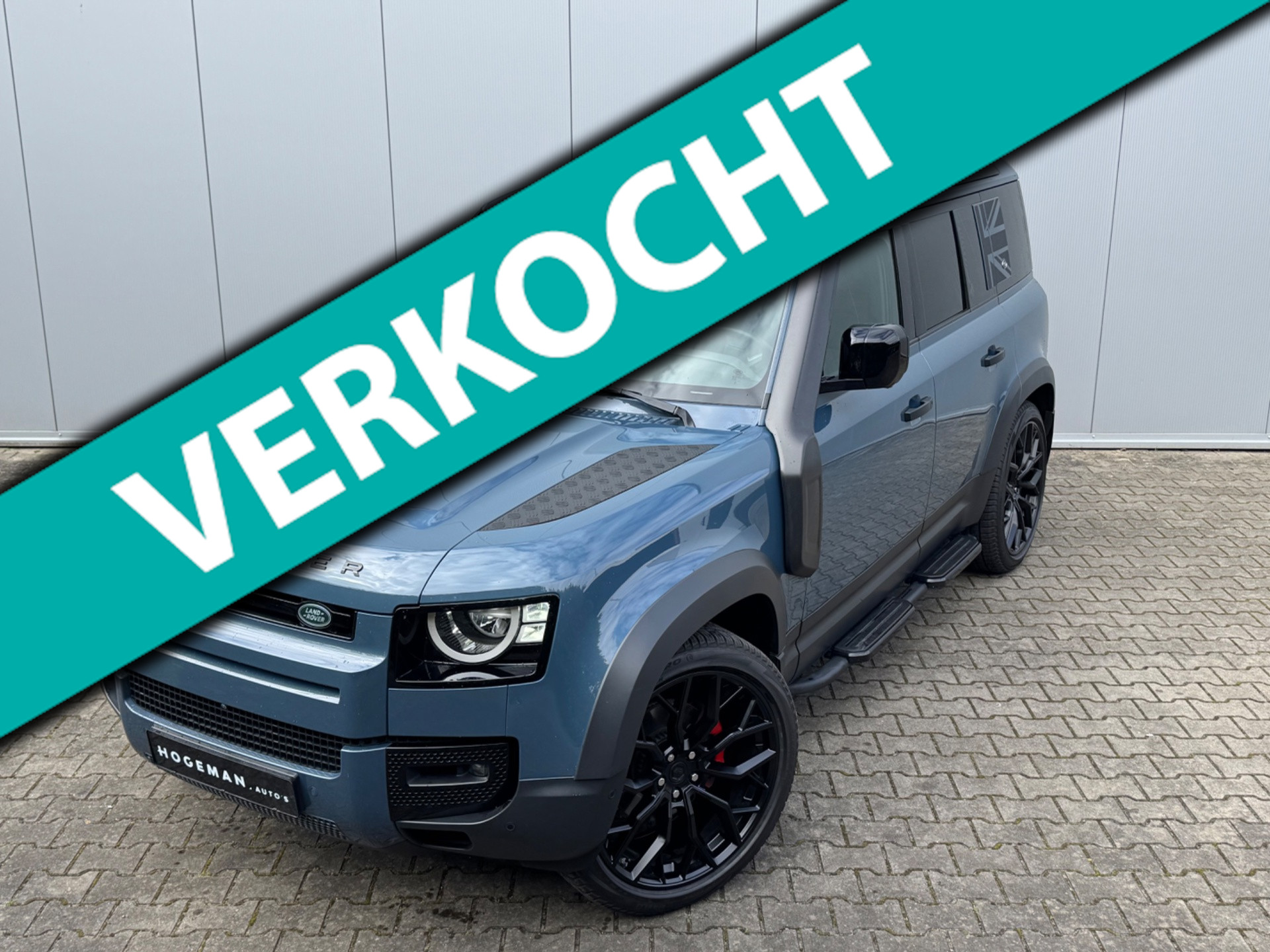 Land Rover Defender P300 110 X-DYNAMIC LEDER LUCHTVERING PANORAMADAK URBAN 2020 - voorkant