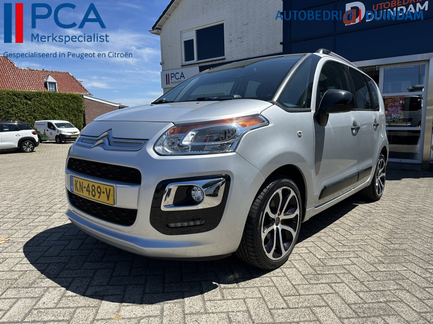 Citroen C3 Picasso 1.2 110 pk Exclusive | Eerste eigenaar | Nieuwe distributieriem 2016 - voorkant
