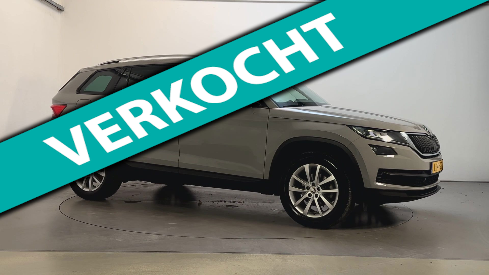 Skoda Kodiaq 1.5 TSI 150pk DSG Business Edition Camera Stoelverwarming Trekhaak App-Connect 2021 - voorkant