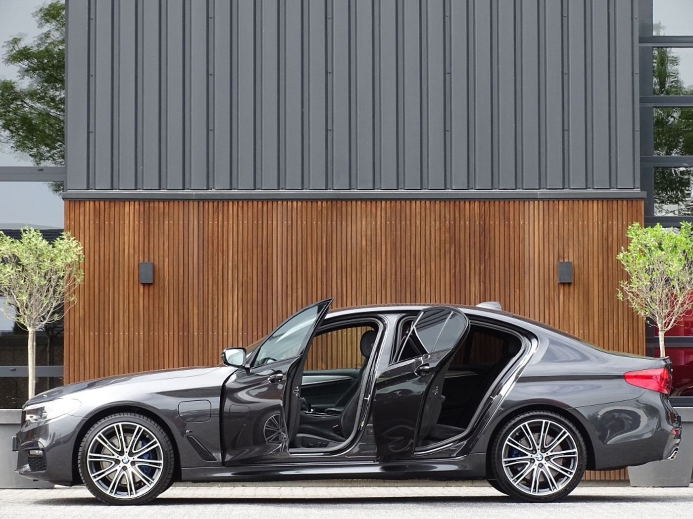 Foto van BMW 530e xDrive Iperformance