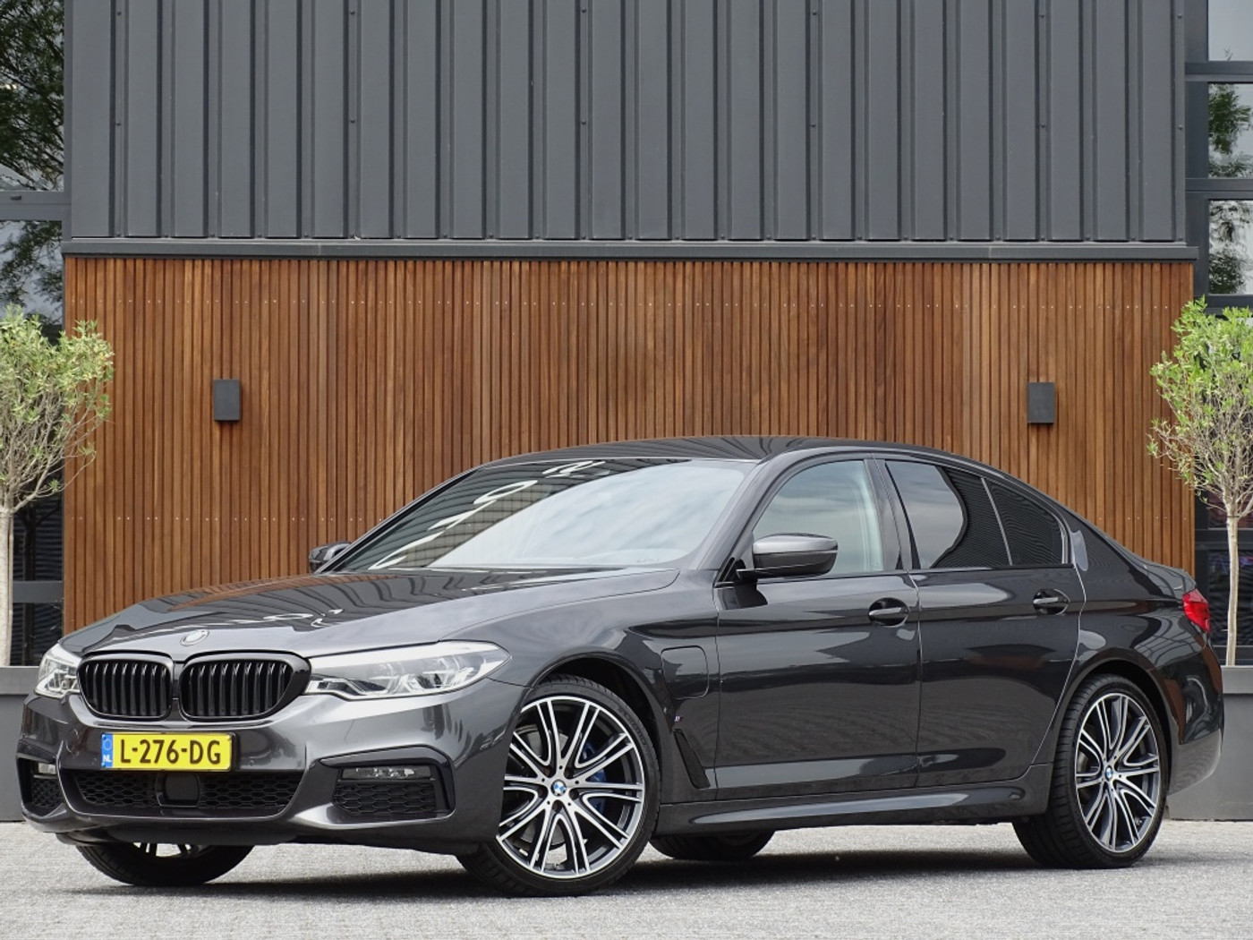 BMW 530e xDrive Iperformance 530e xDrive iPerformance High Executive M-Sport HARMAN KARDON|SOFTCLOSE|LED|HUD| 2020 - voorkant