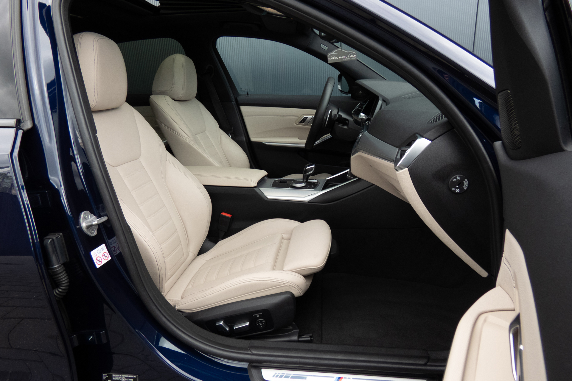 Foto van BMW 330e