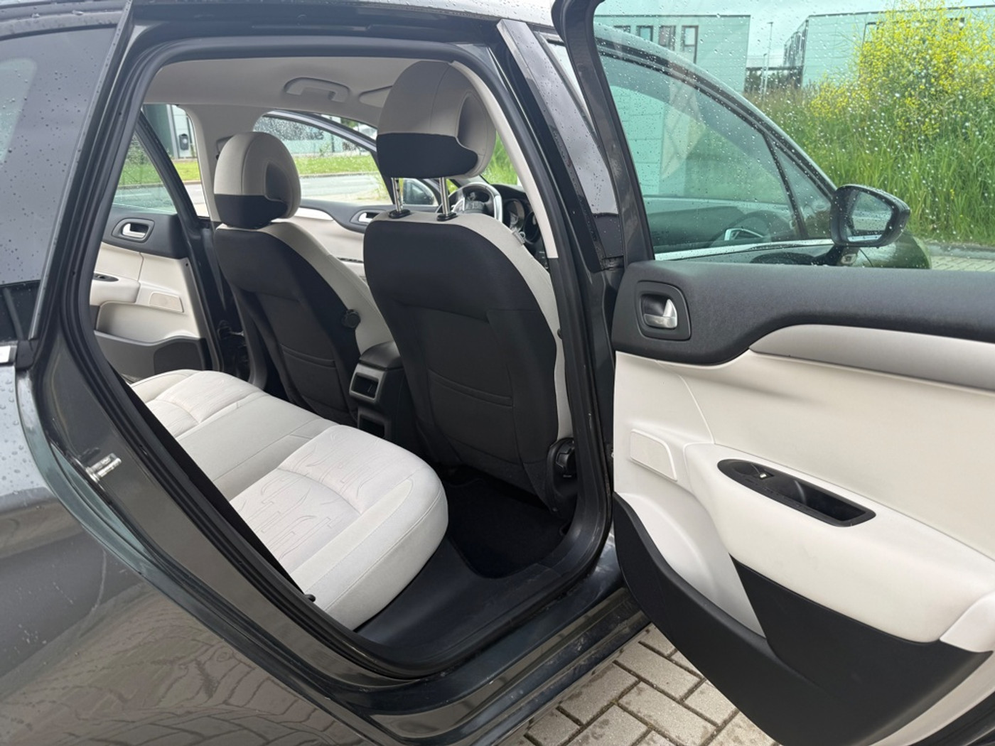 Foto van Citroen C4