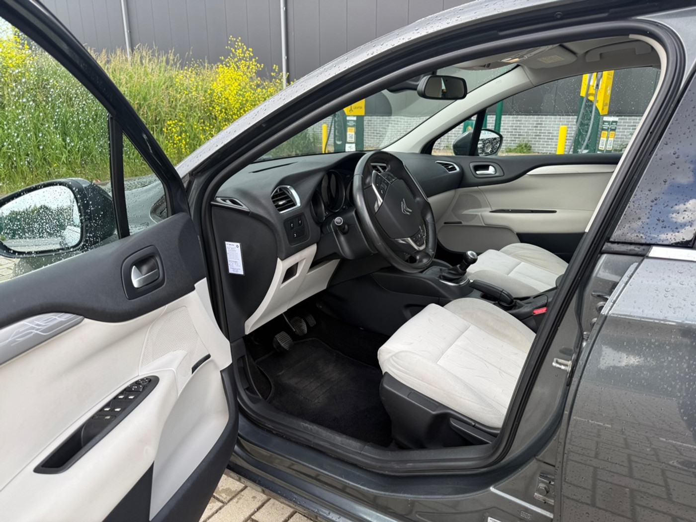 Foto van Citroen C4