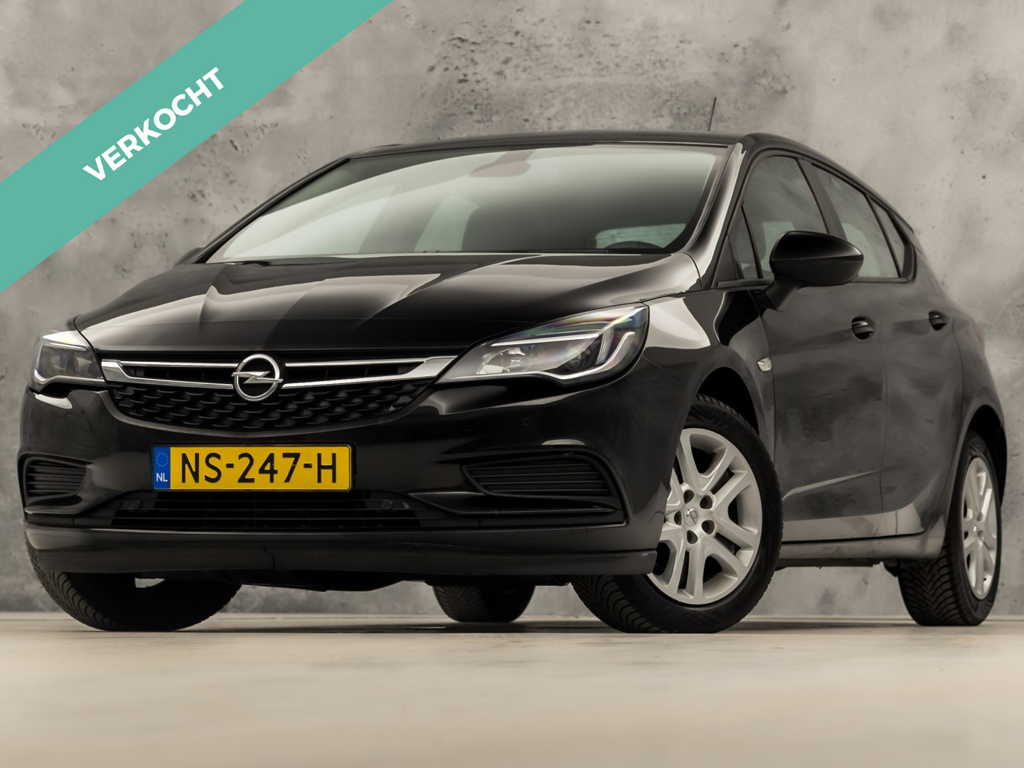 Opel Astra 1.0 Sport 2017 - voorkant