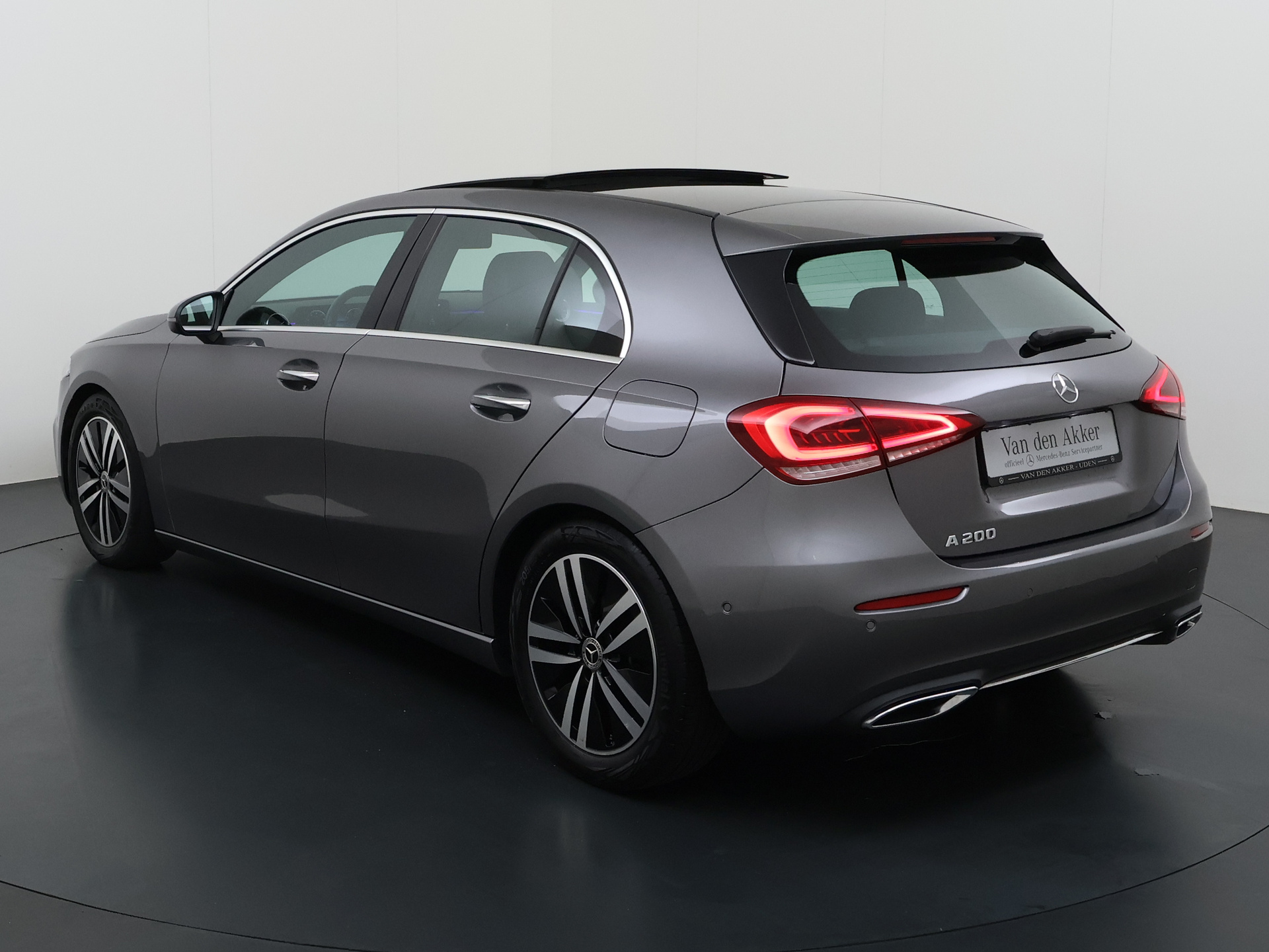 Foto van Mercedes-Benz A 200
