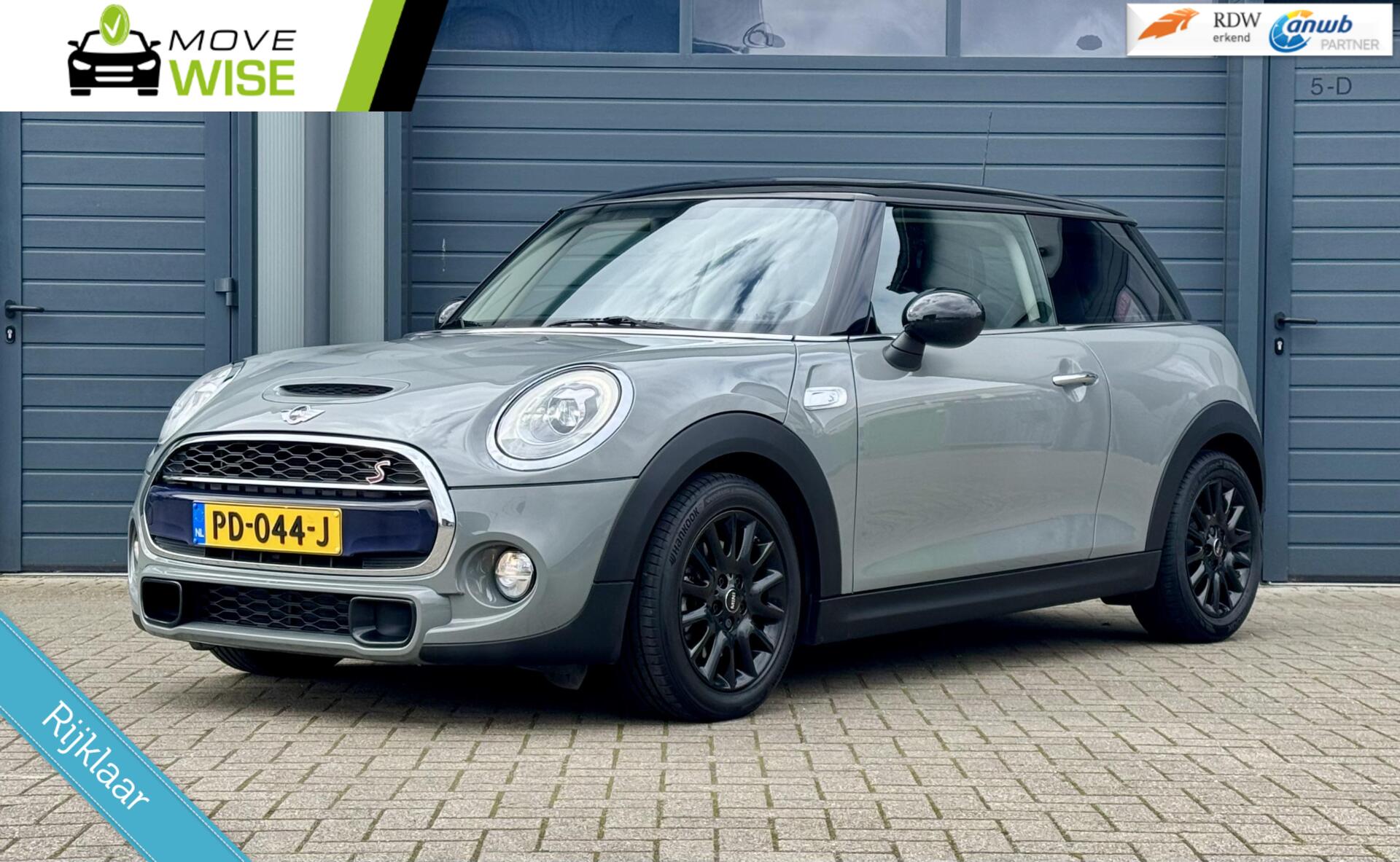 Foto van MINI COOPER S