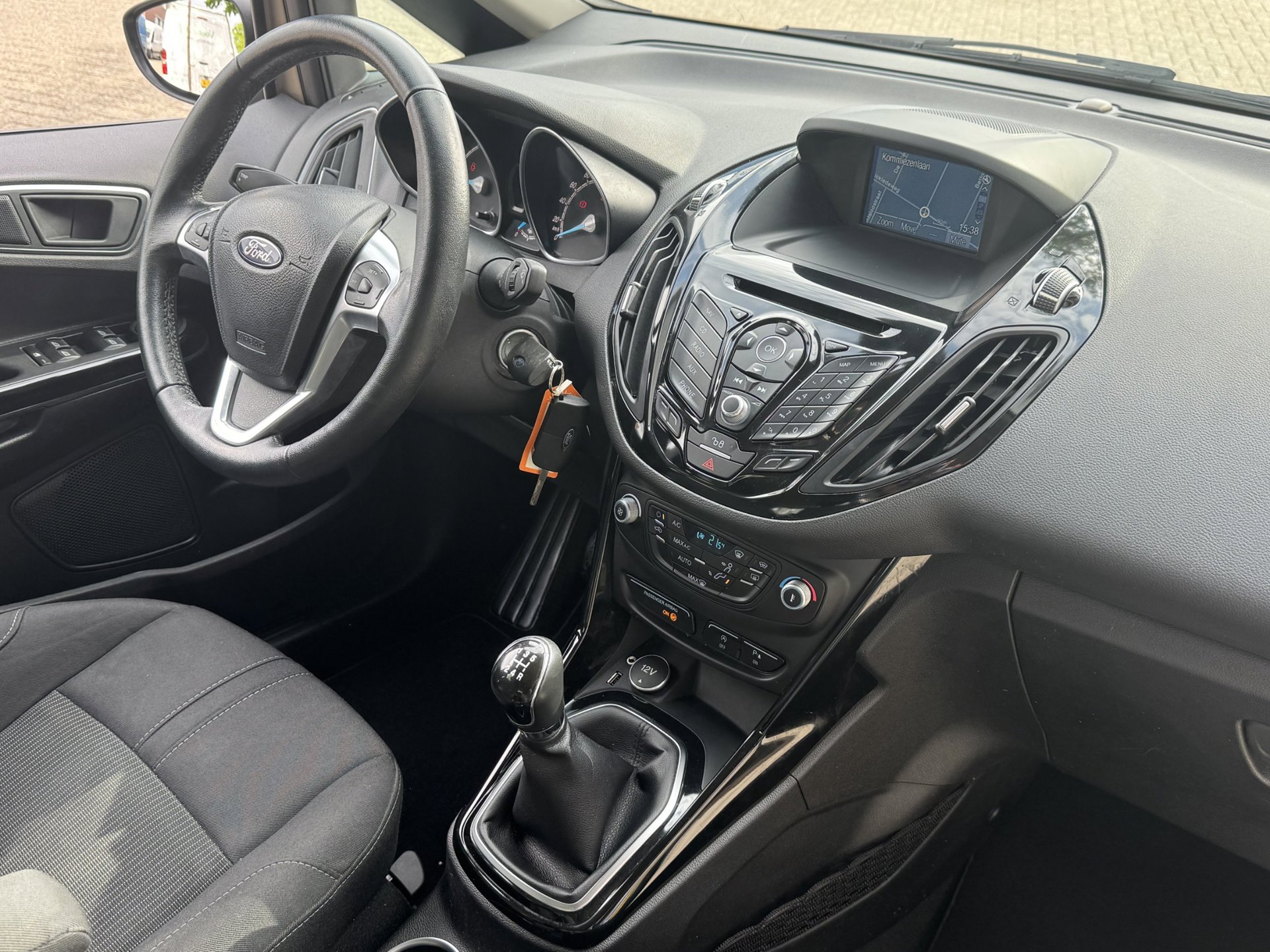 Foto van Ford B-max