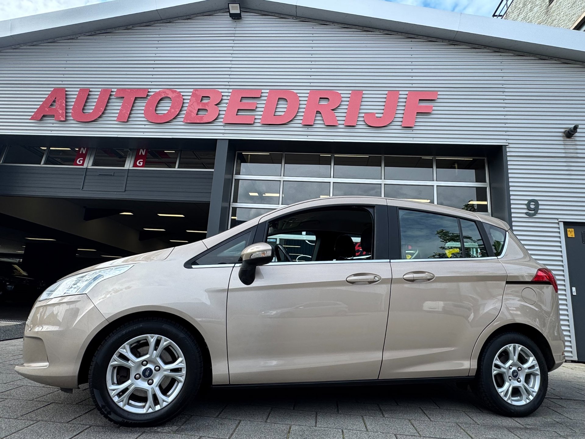 Foto van Ford B-max