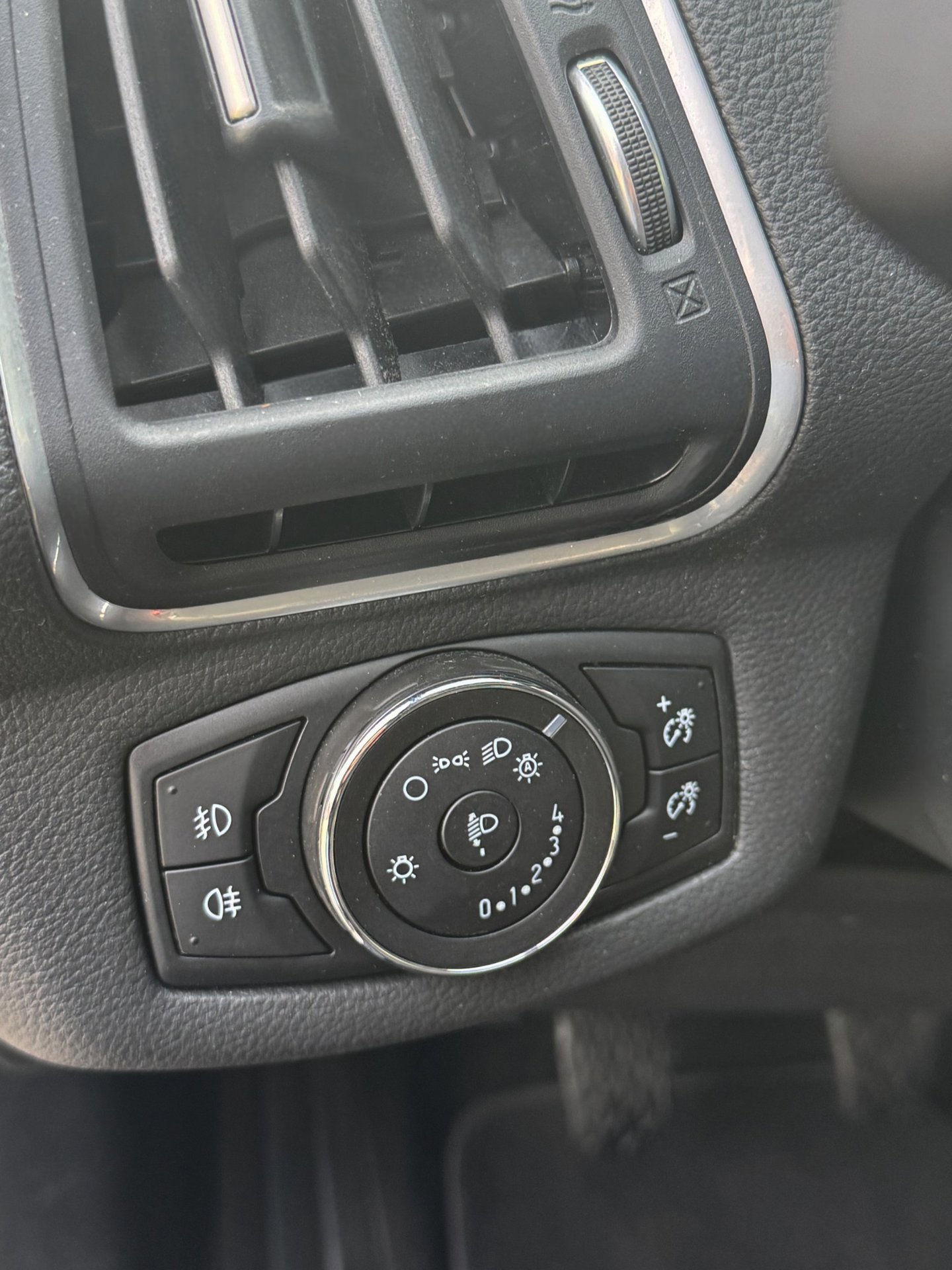 Foto van Ford B-max