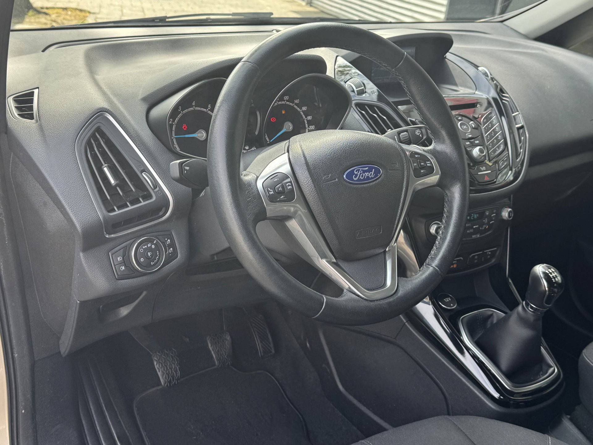 Foto van Ford B-max