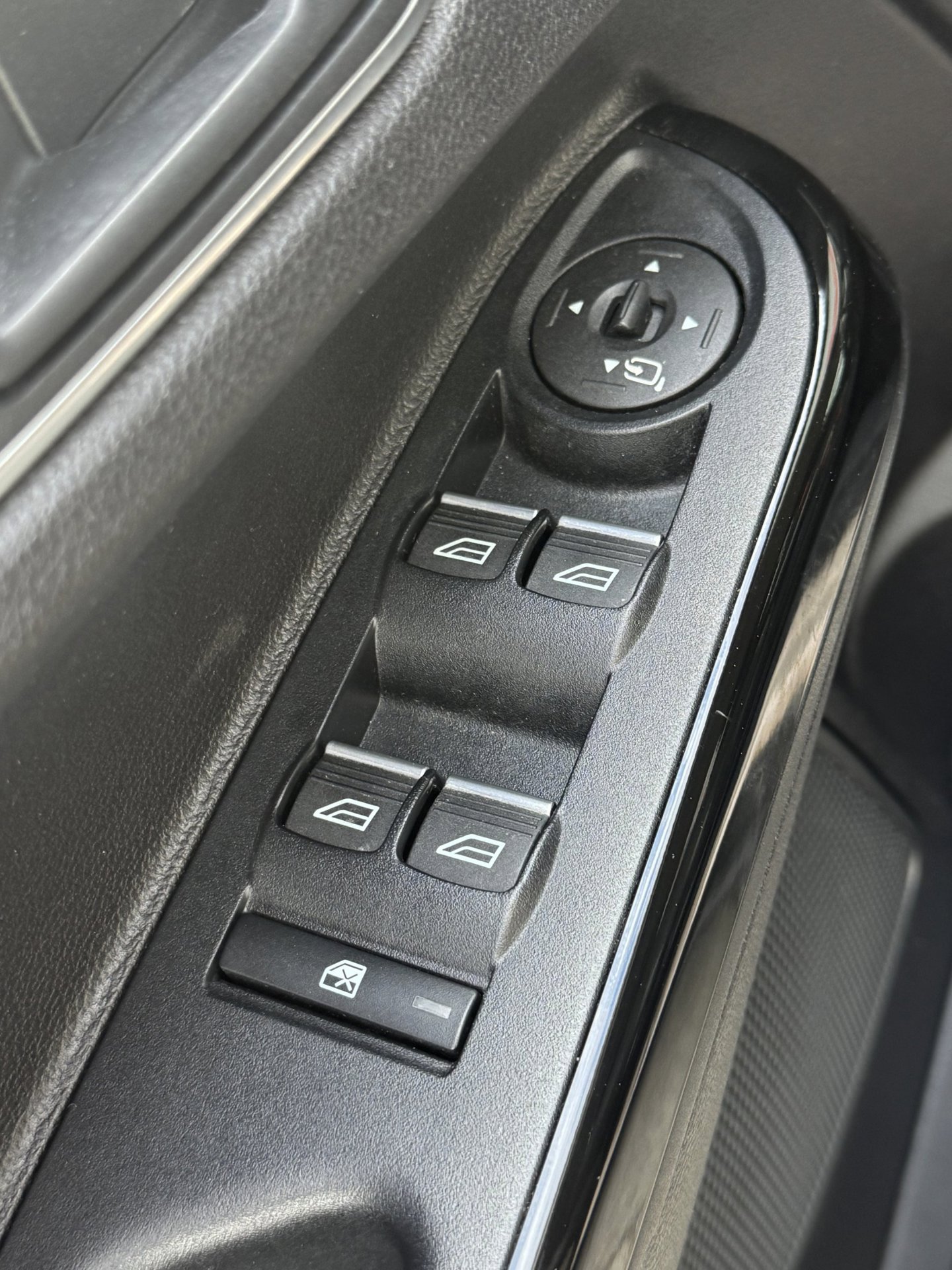 Foto van Ford B-max