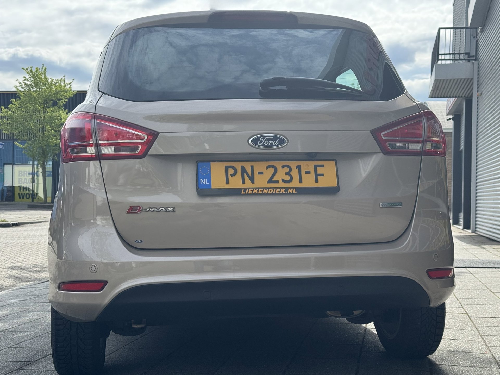 Foto van Ford B-max