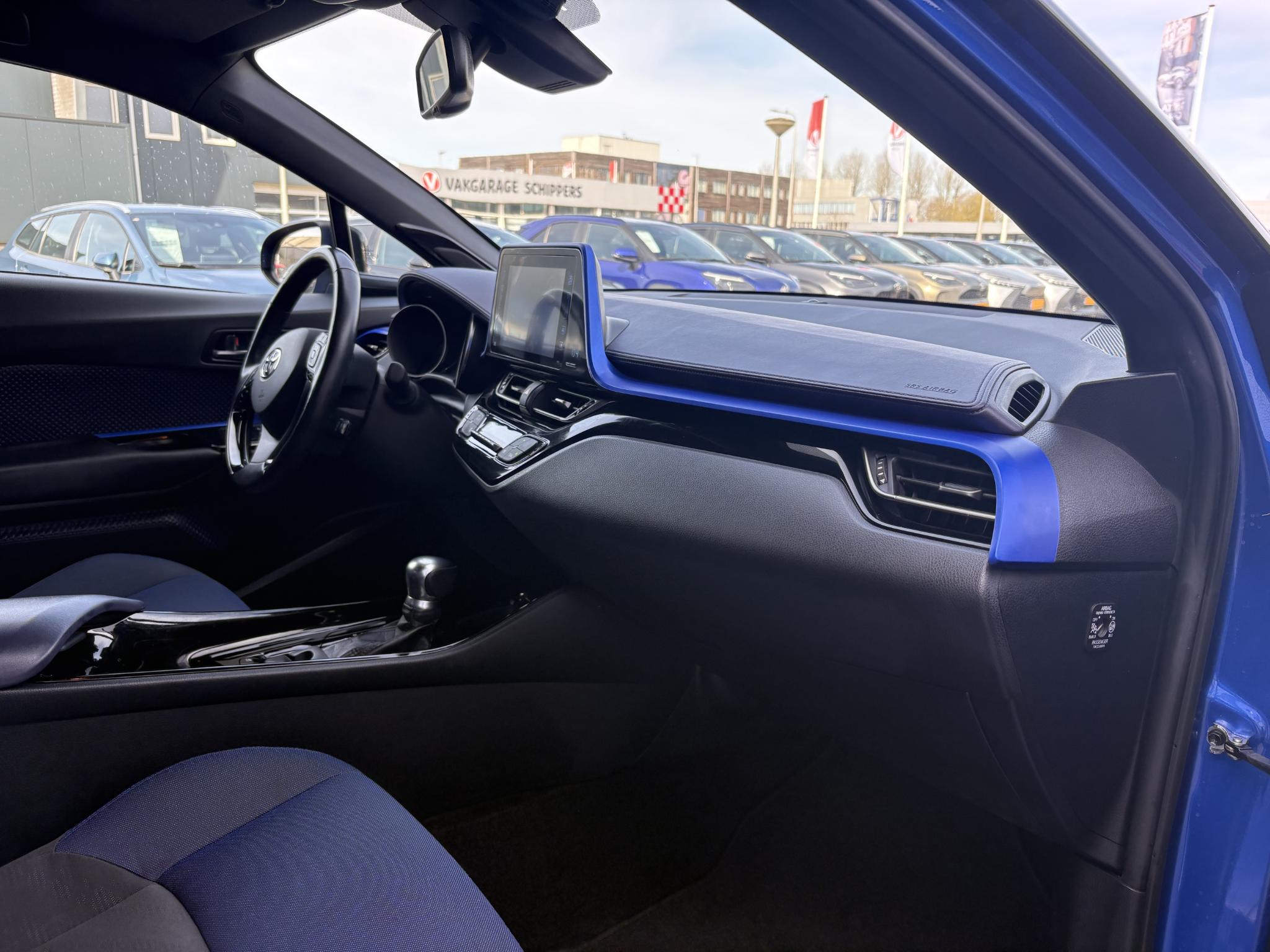 Foto van Toyota C-hr