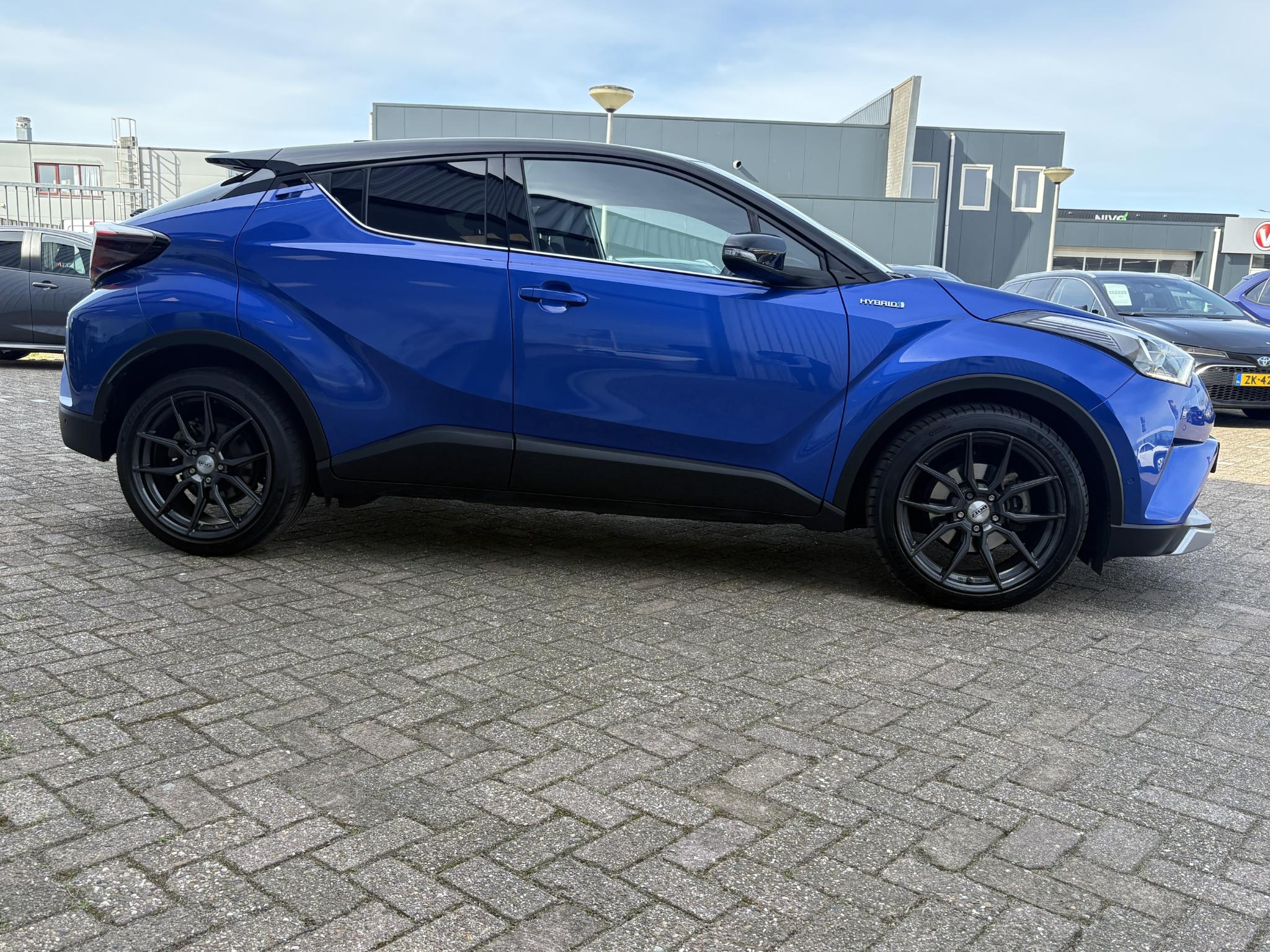 Foto van Toyota C-hr