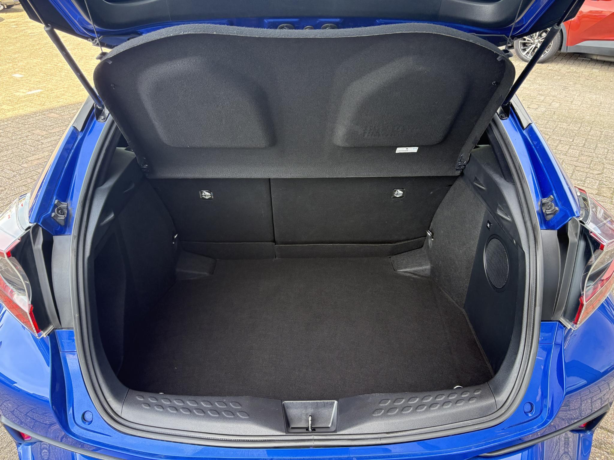 Foto van Toyota C-hr