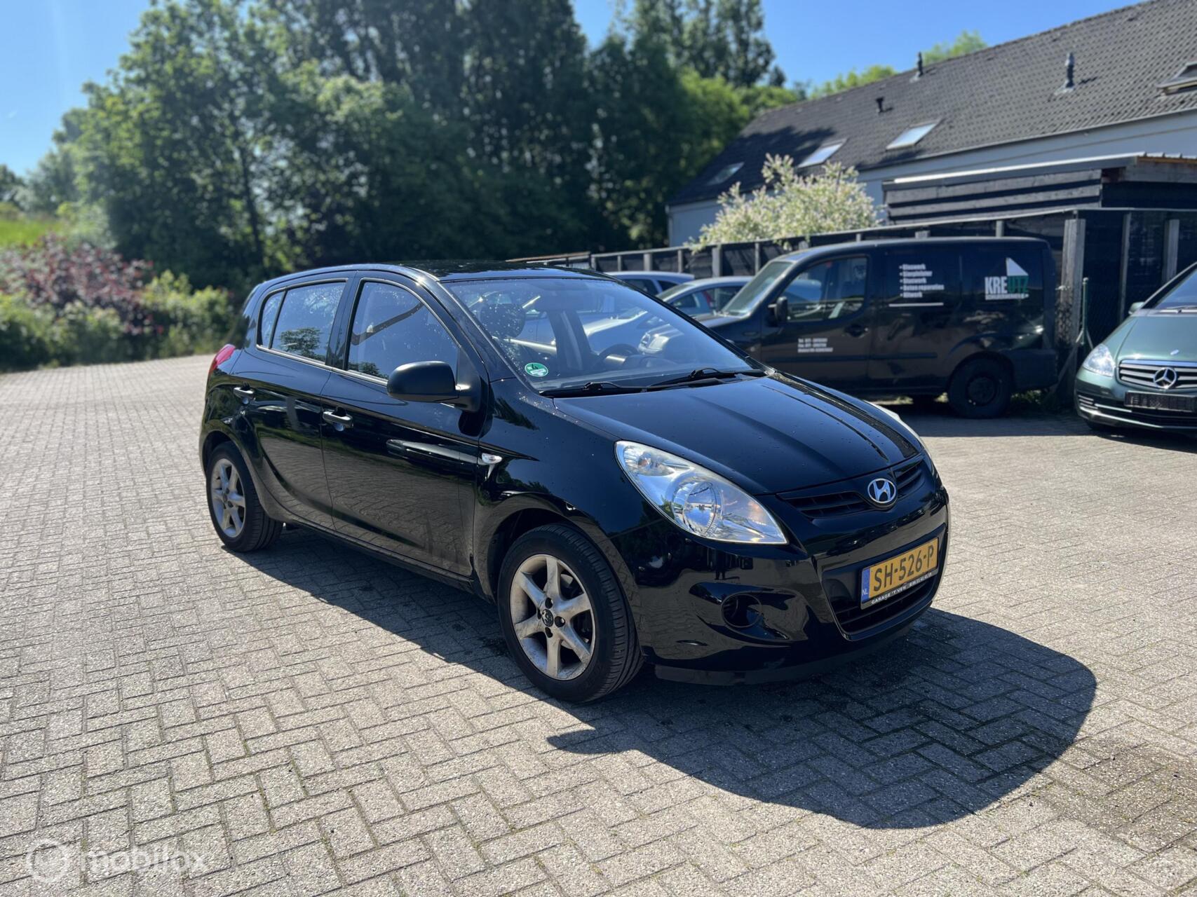 Hyundai I20 1.2i i-Drive 2011 - voorkant