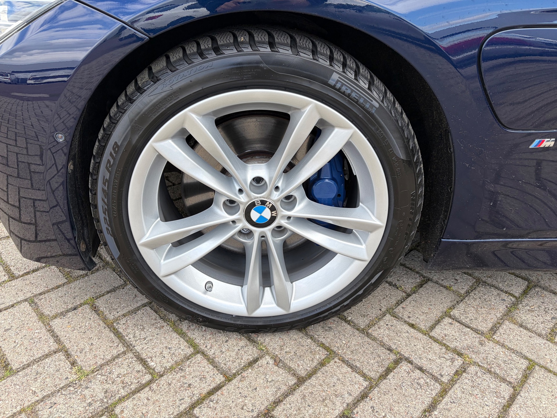 Foto van BMW 330e Iperformance