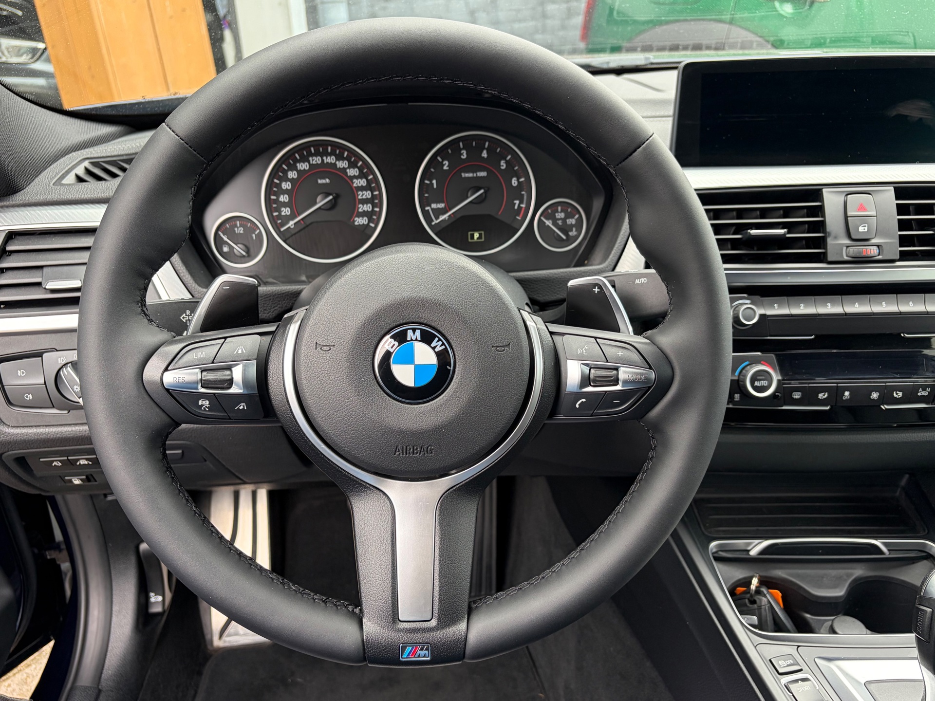 Foto van BMW 330e Iperformance