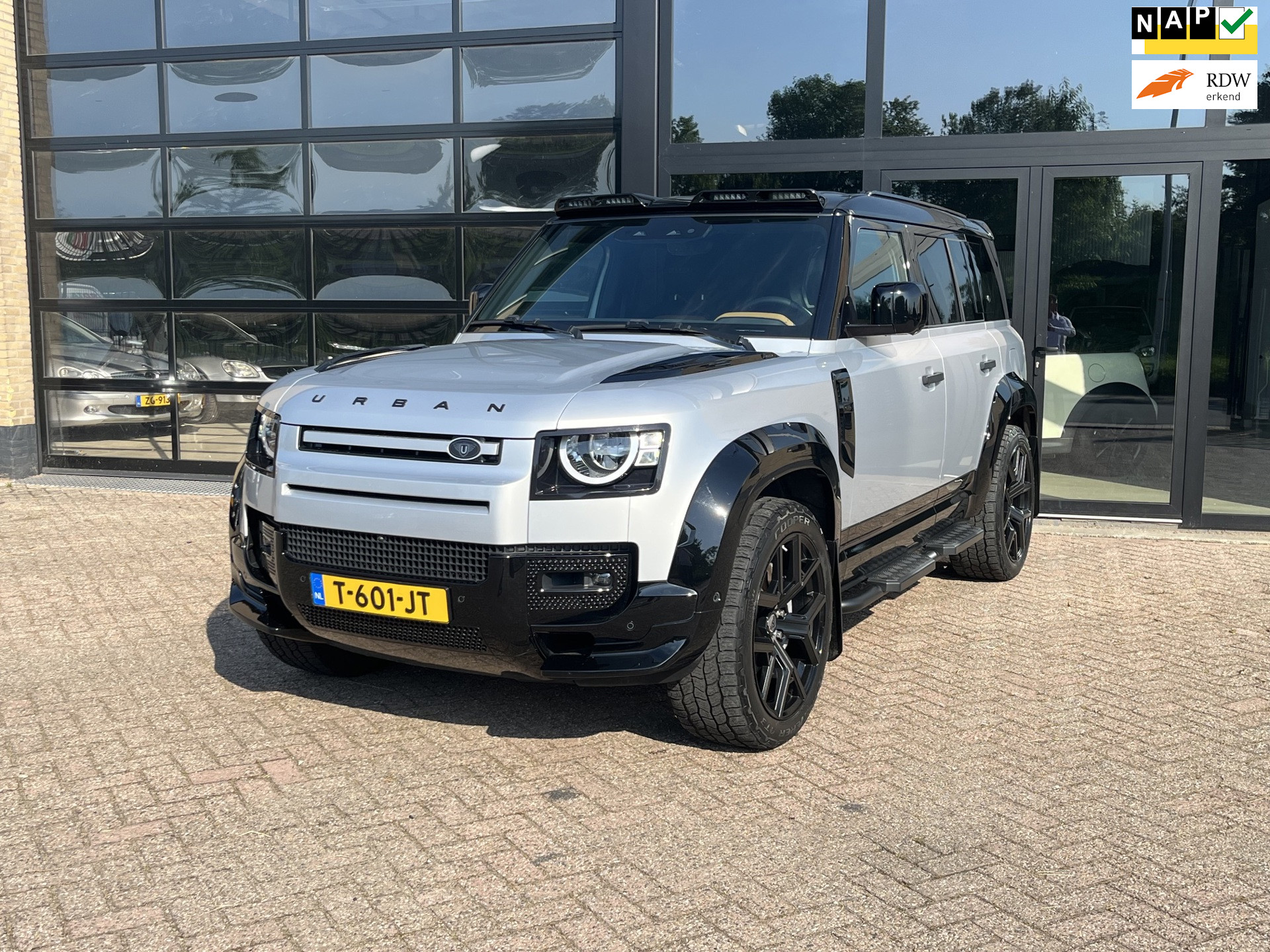 Foto van LAND ROVER DEFENDER