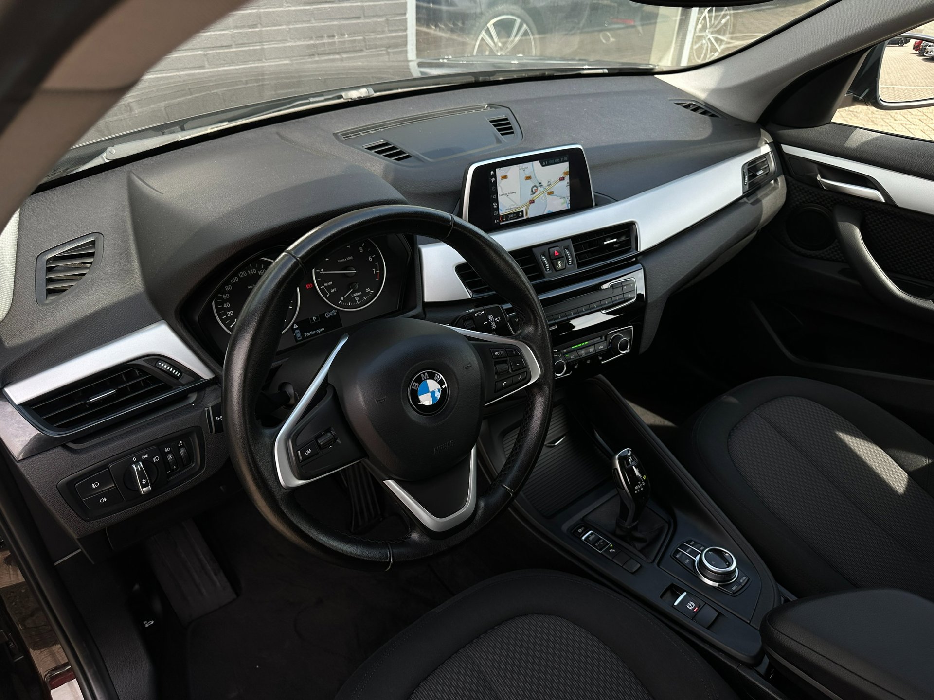 Foto van BMW X1 Sdrive18i