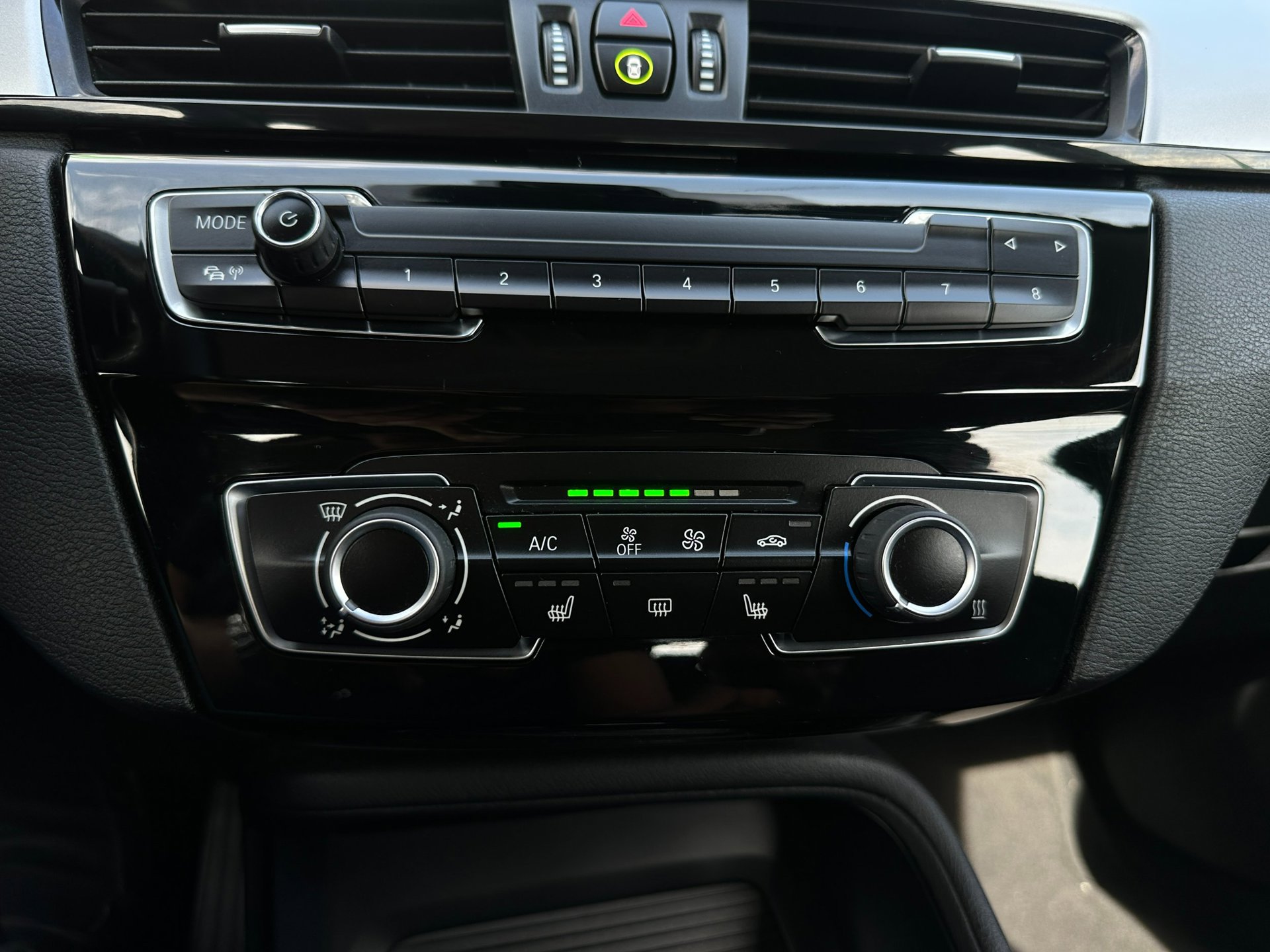 Foto van BMW X1 Sdrive18i