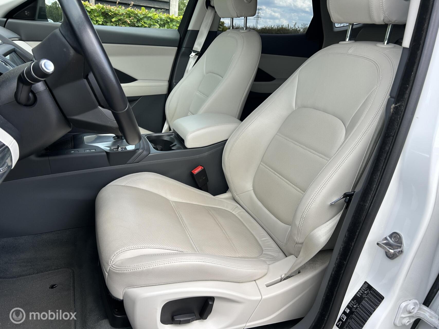 Foto van Jaguar Jaguar E-pace