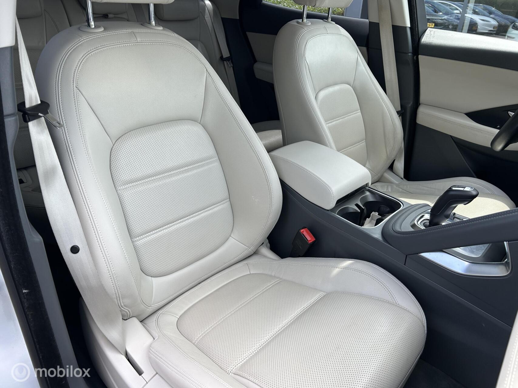Foto van Jaguar Jaguar E-pace
