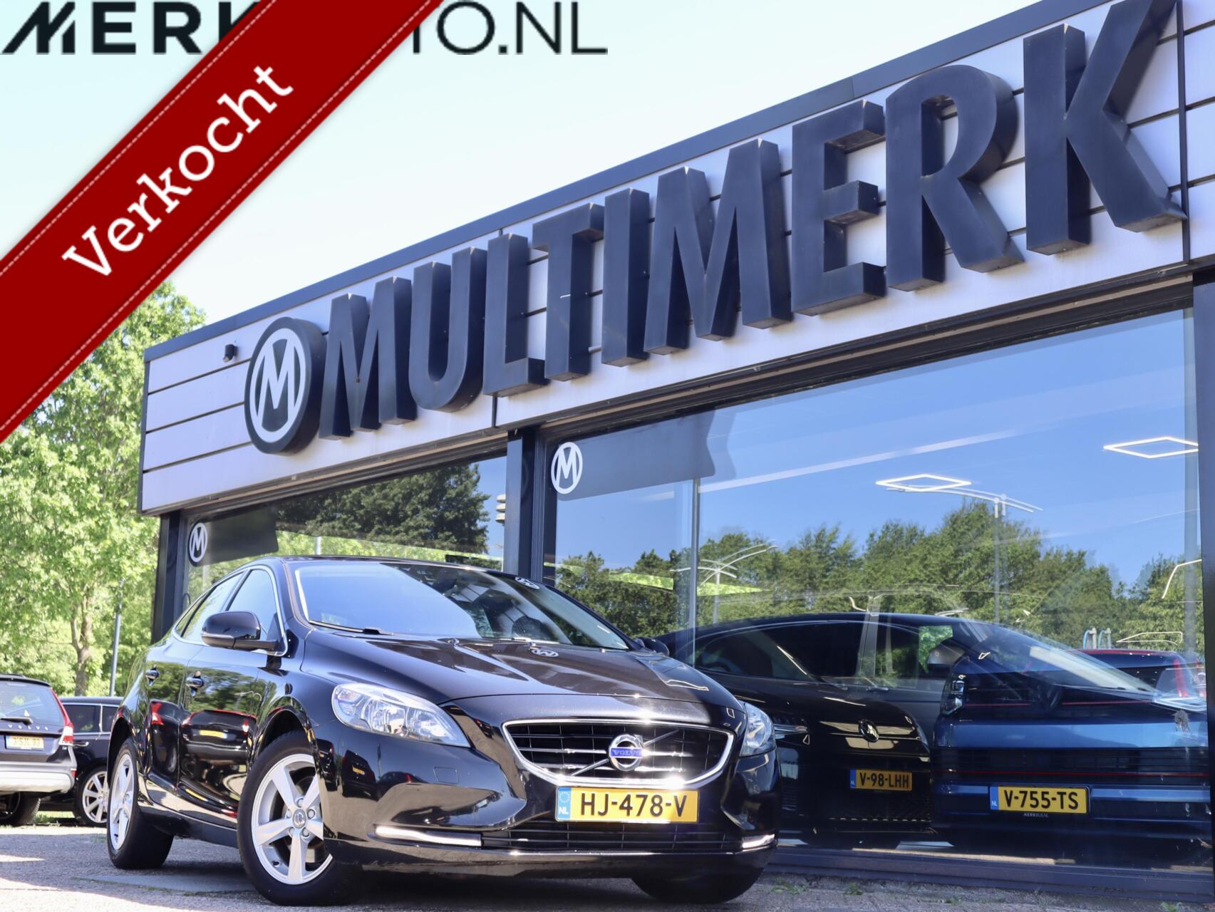 Volvo V40 2.0 T2 Momentum Business, dealer onderhouden 2015 - voorkant