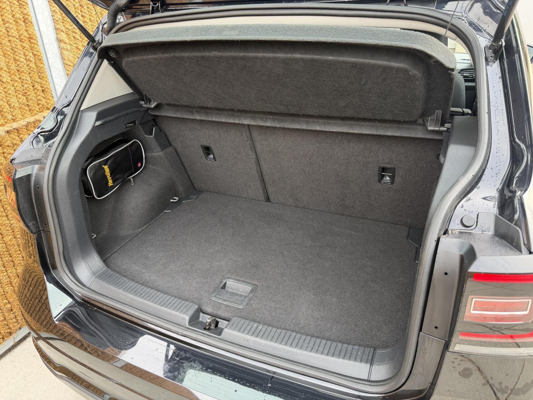 Foto van Volkswagen T-cross