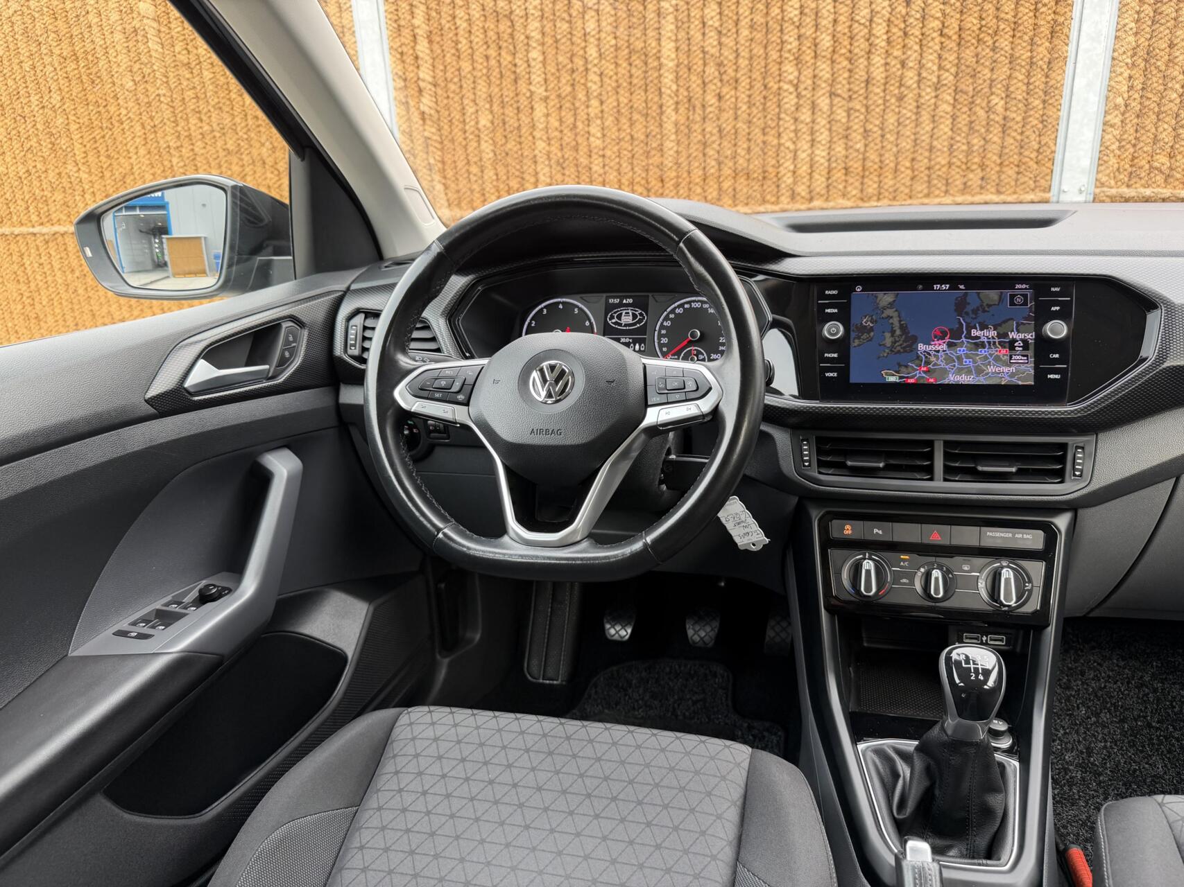 Foto van Volkswagen T-cross