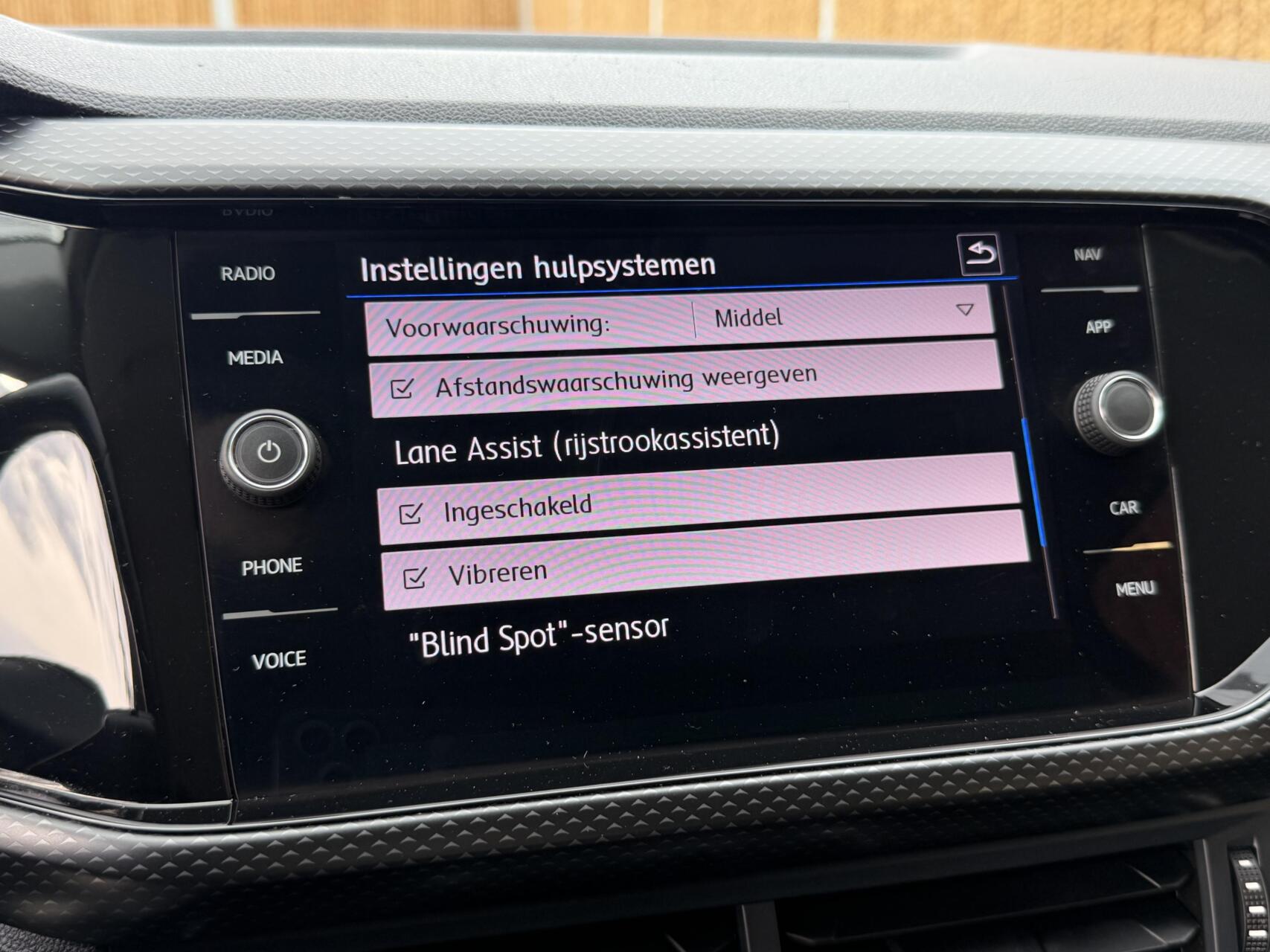 Foto van Volkswagen T-cross
