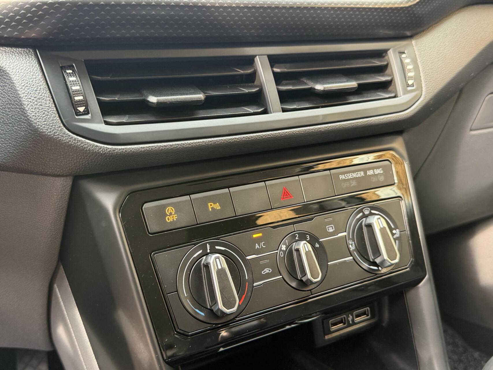 Foto van Volkswagen T-cross
