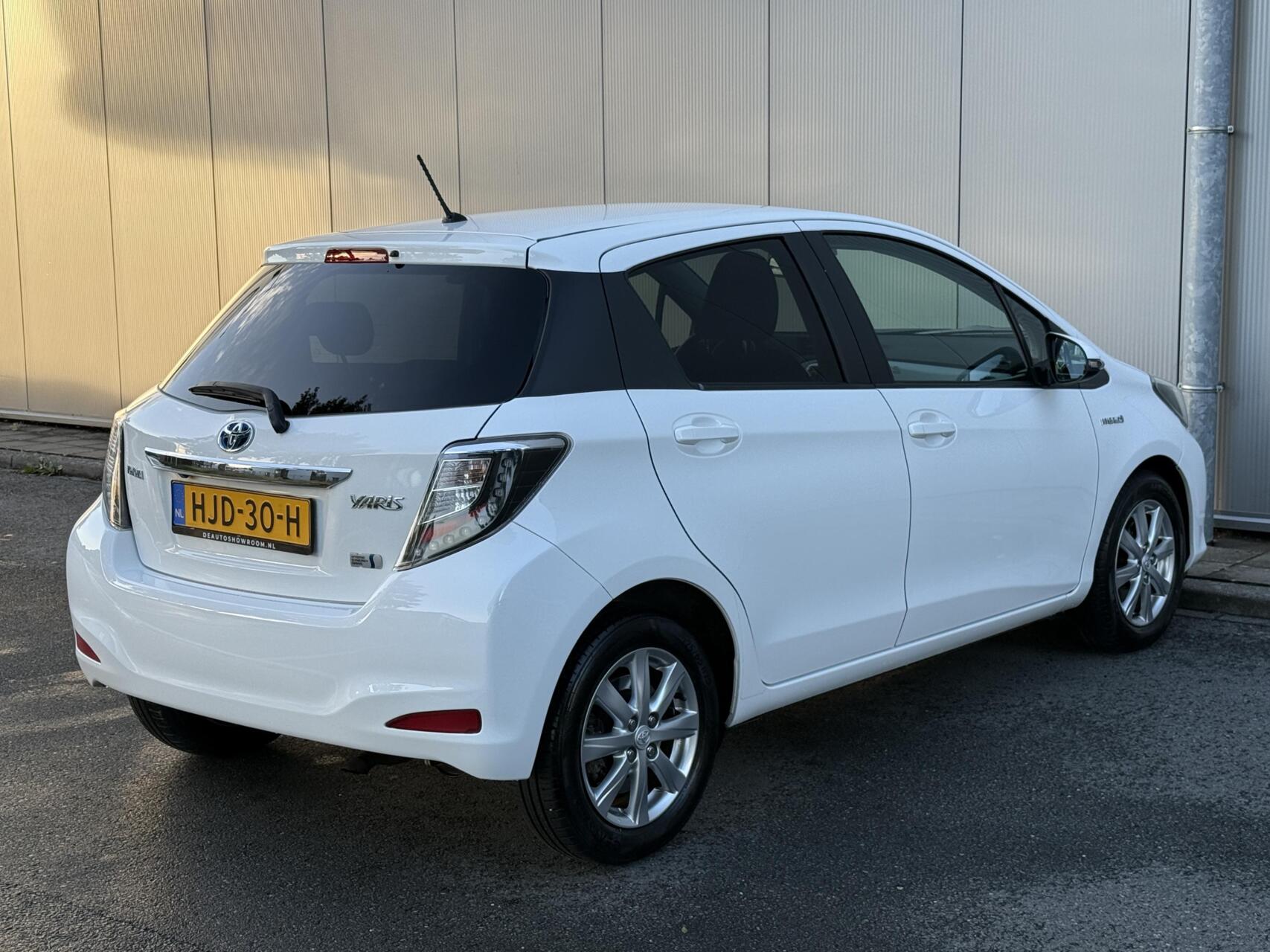 Foto van Toyota Toyota Yaris Hybrid