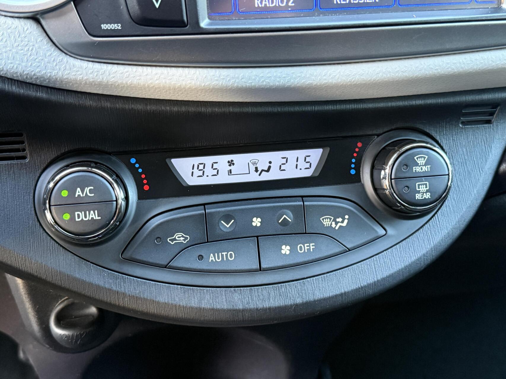Foto van Toyota Toyota Yaris Hybrid