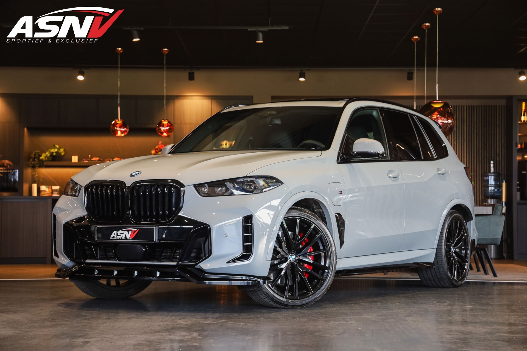 BMW X5 Xdrive50e XDrive 50e High Executive, 490 PK, M/Sports/Pakket/Pro, Brooklyn, Driving Assistant/Plus, Pano/Dak, Ventilatie, Soft/Close! 2025 - voorkant